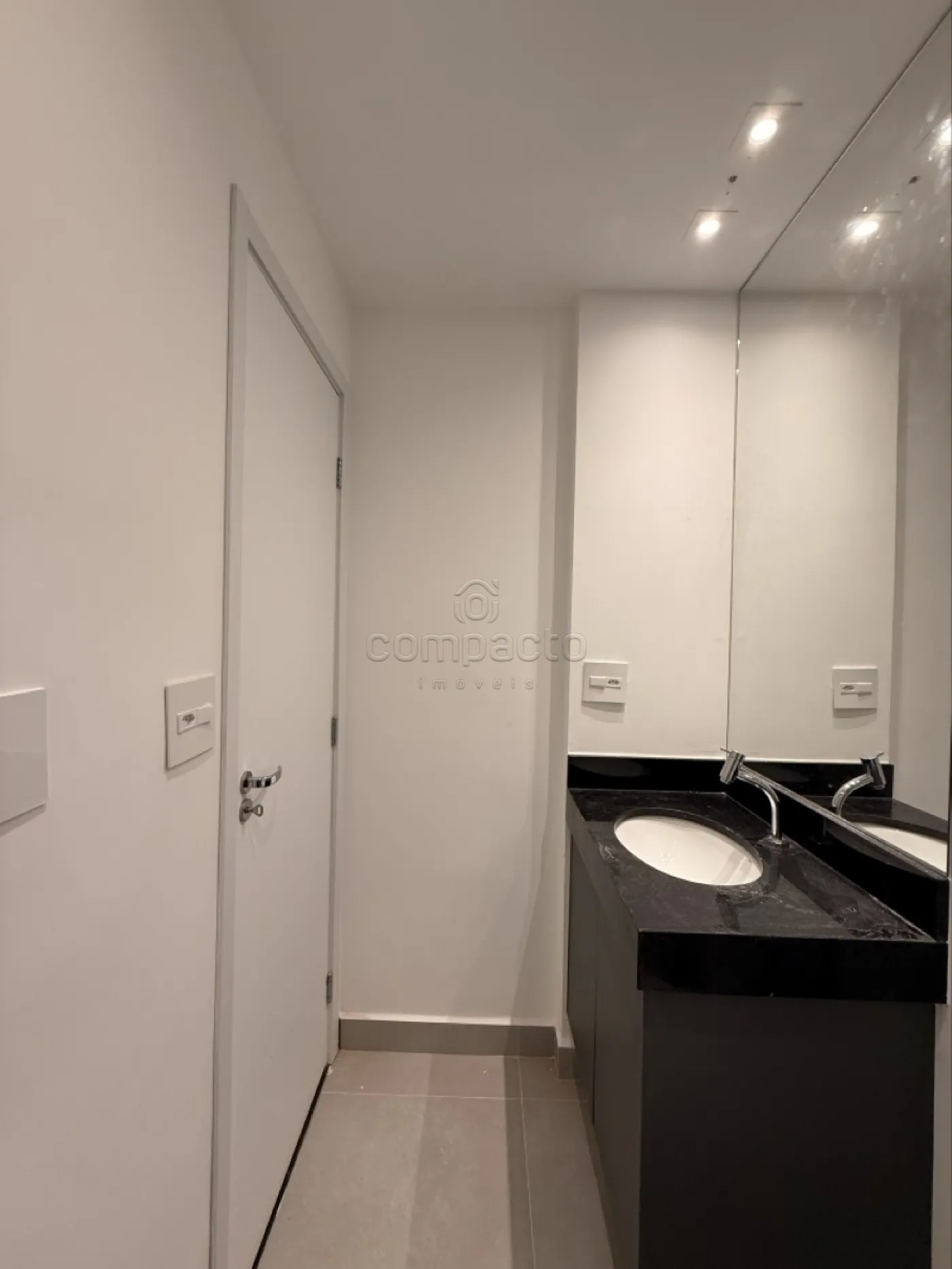 Comprar Apartamento / Studio em S&atilde;o Jos&eacute; do Rio Preto R$ 450.000,00 - Foto 19