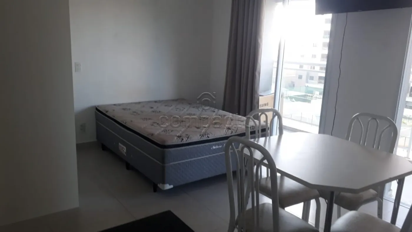 Apartamento Studio Mobiliado | Sacada | Piscina com Borda Infinita