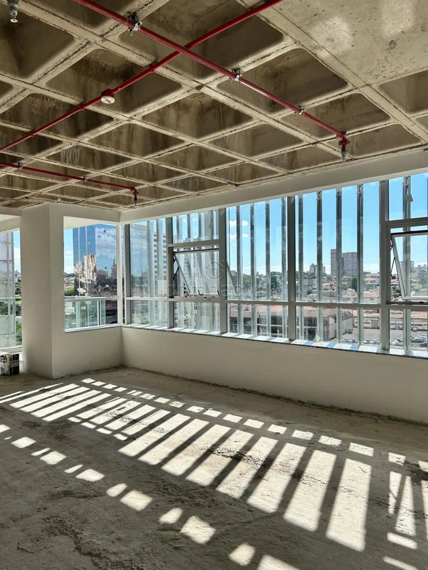 Alugar Comercial / SalaLoja Condom&iacute;nio em S&atilde;o Jos&eacute; do Rio Preto R$ 3.500,00 - Foto 5
