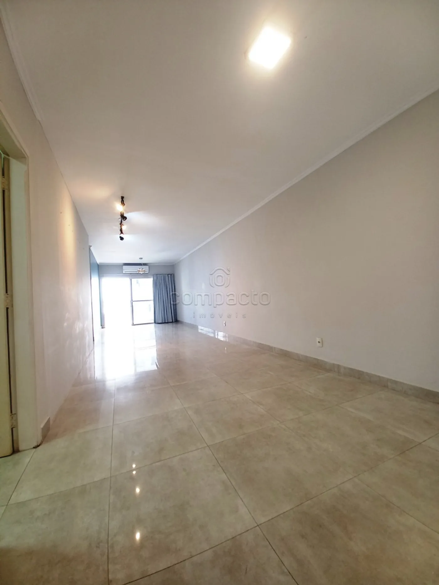 Apartamento Reformado | 3 Dormitórios (1 Suíte) | 2 Vagas | Sofisticação e Conforto