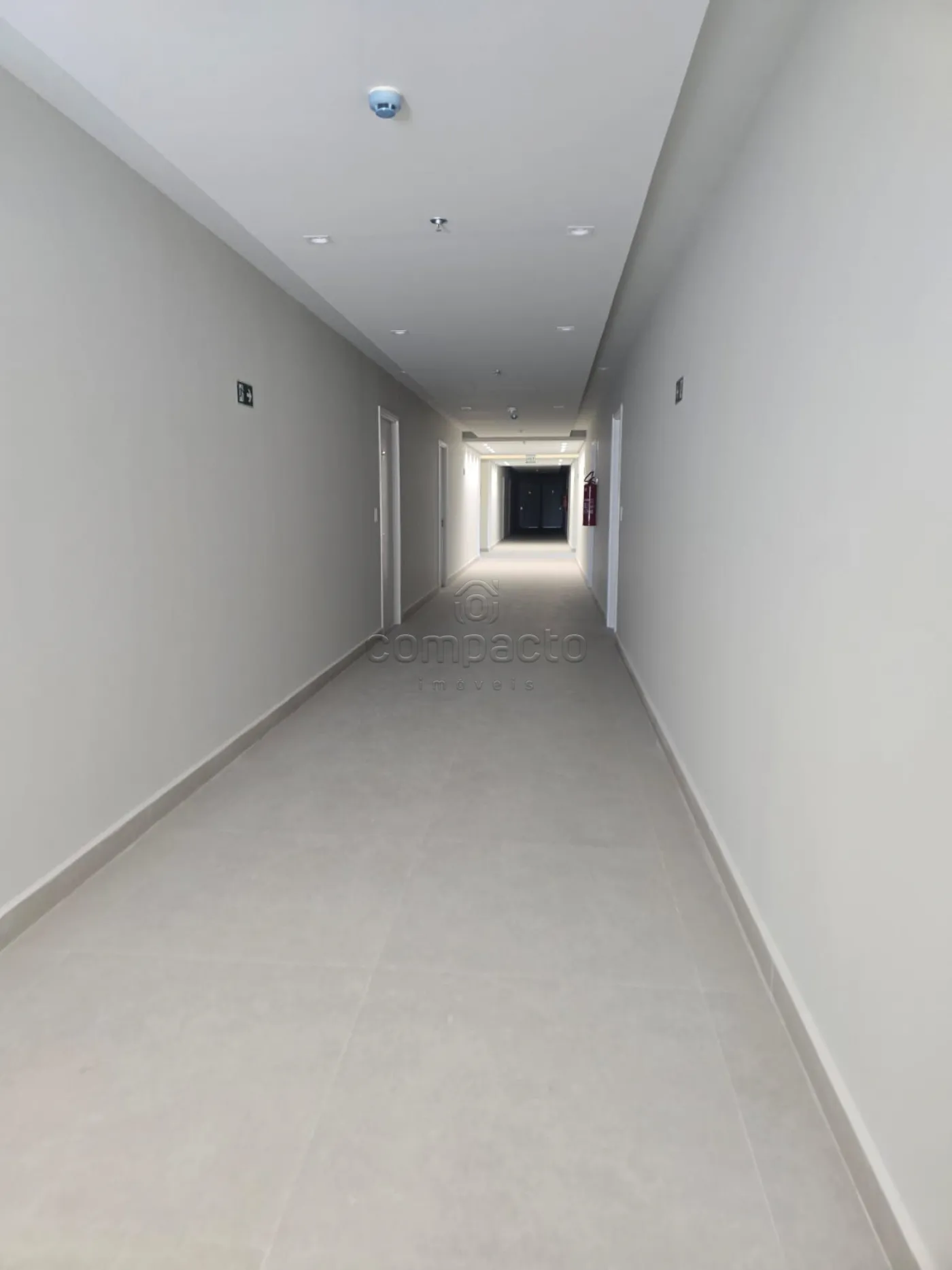 Alugar Comercial / SalaLoja Condom&iacute;nio em S&atilde;o Jos&eacute; do Rio Preto R$ 7.900,00 - Foto 15