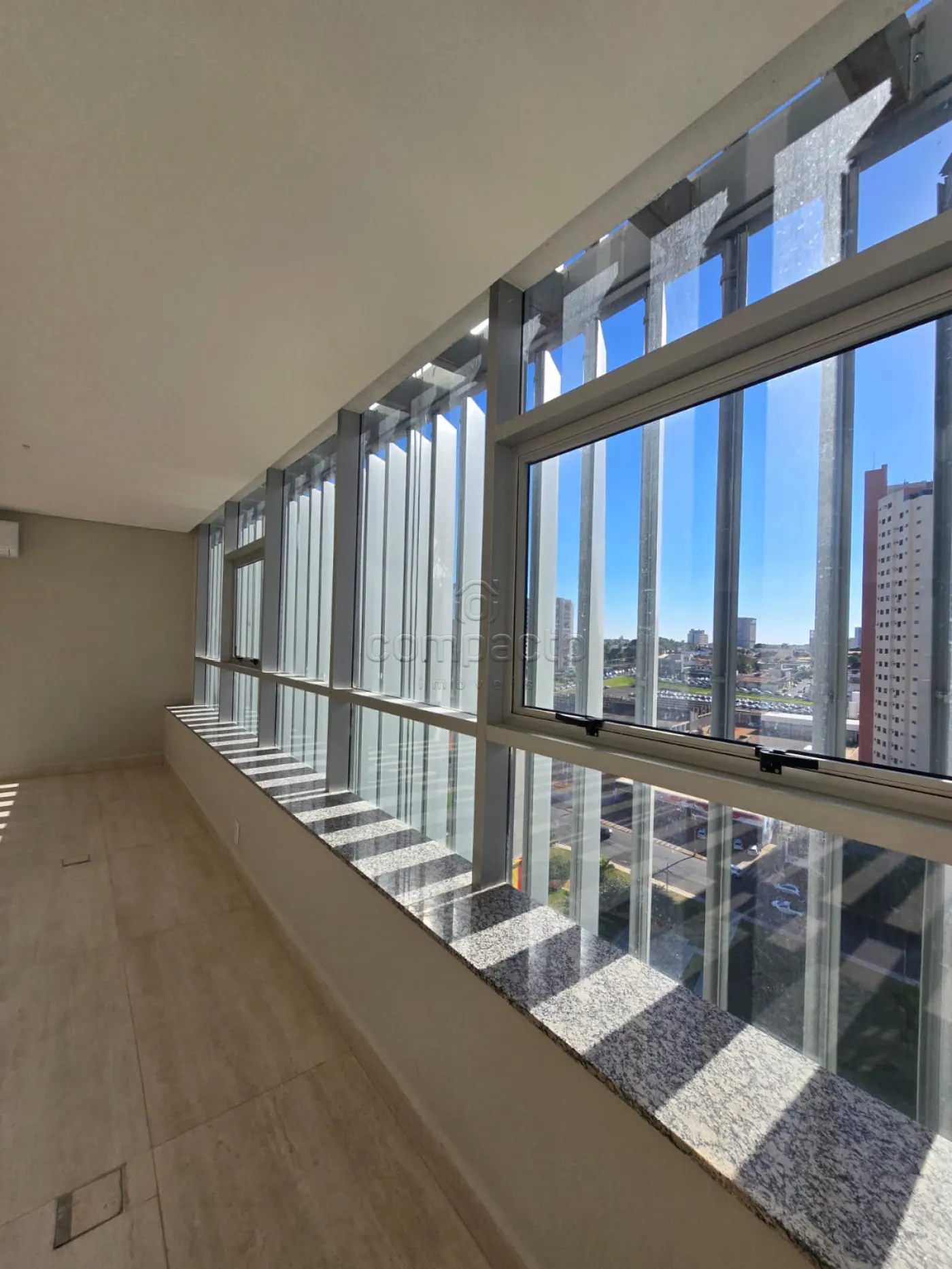 Alugar Comercial / SalaLoja Condom&iacute;nio em S&atilde;o Jos&eacute; do Rio Preto R$ 7.900,00 - Foto 6