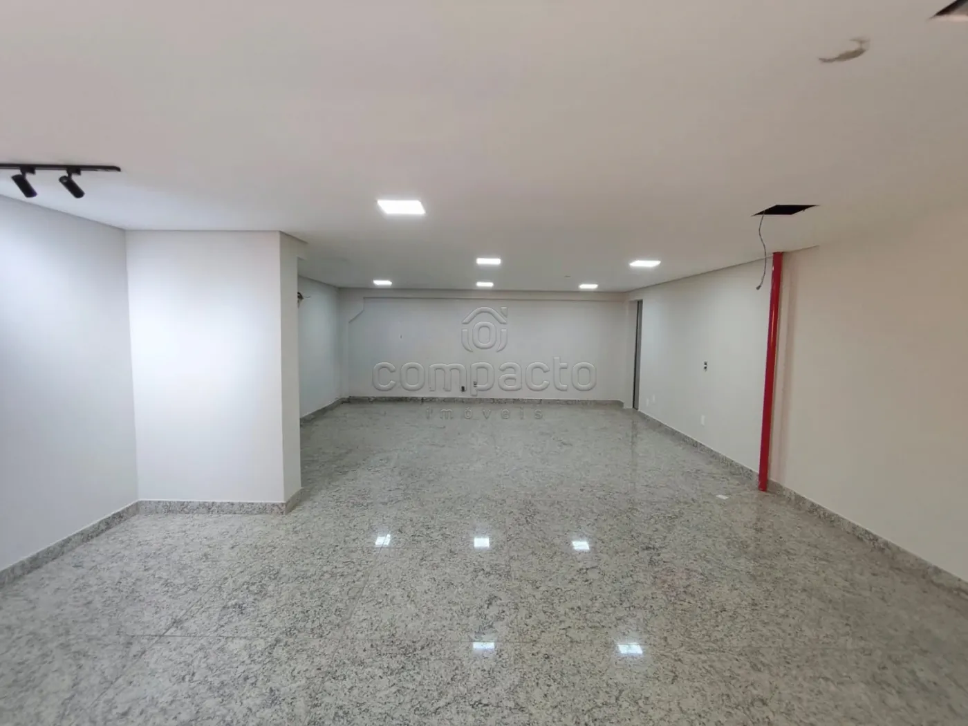 Alugar Comercial / SalaLoja Condom&iacute;nio em S&atilde;o Jos&eacute; do Rio Preto R$ 4.235,00 - Foto 4