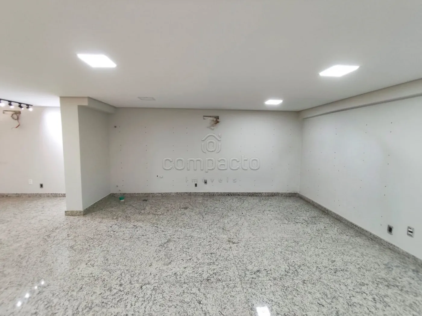 Alugar Comercial / SalaLoja Condom&iacute;nio em S&atilde;o Jos&eacute; do Rio Preto R$ 4.235,00 - Foto 5