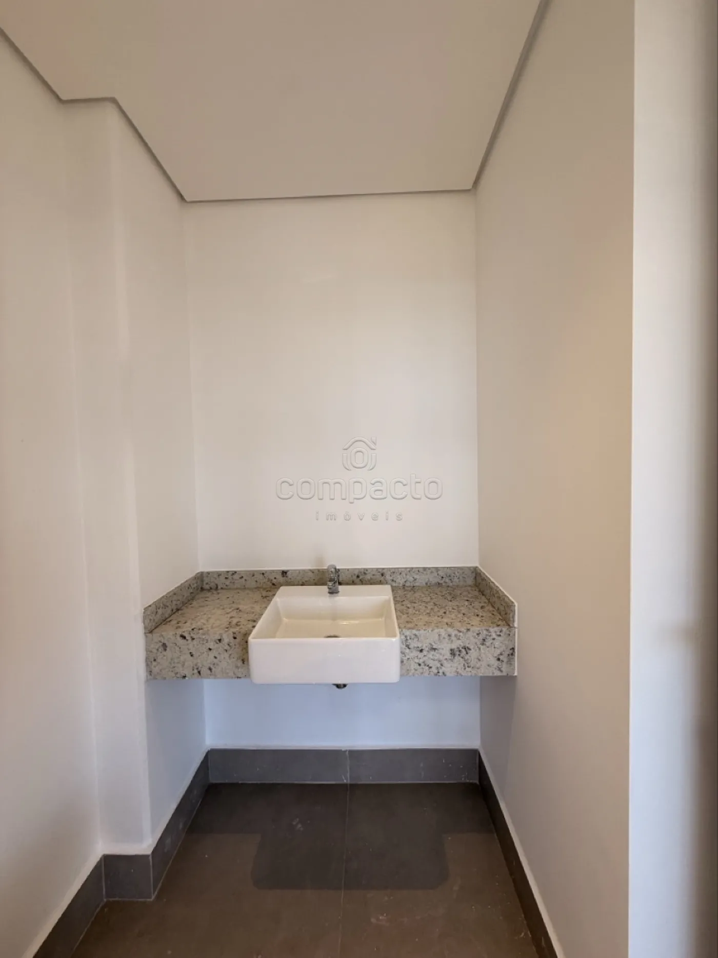 Alugar Comercial / SalaLoja Condom&iacute;nio em S&atilde;o Jos&eacute; do Rio Preto R$ 7.800,00 - Foto 9