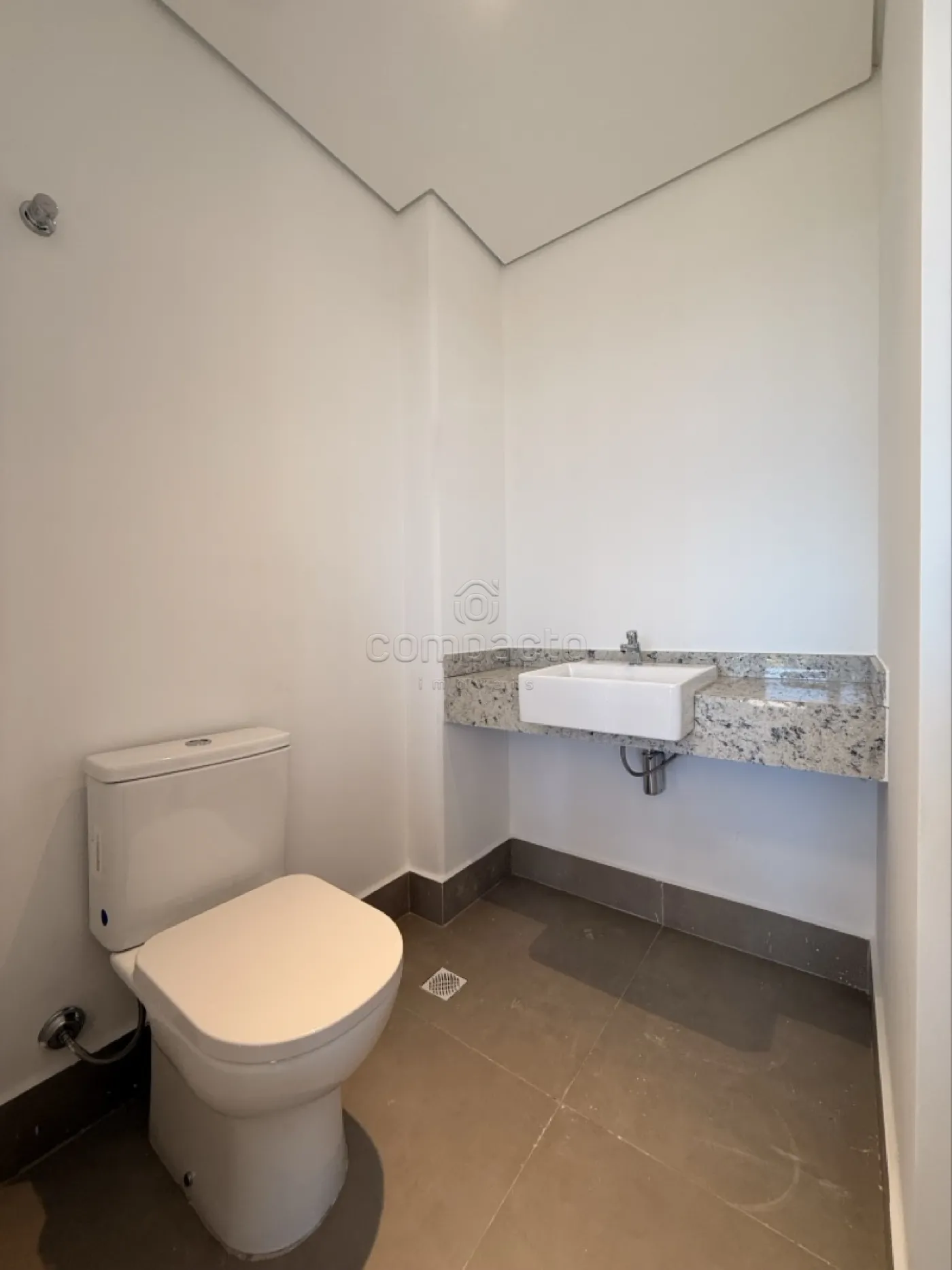 Alugar Comercial / SalaLoja Condom&iacute;nio em S&atilde;o Jos&eacute; do Rio Preto R$ 7.800,00 - Foto 10