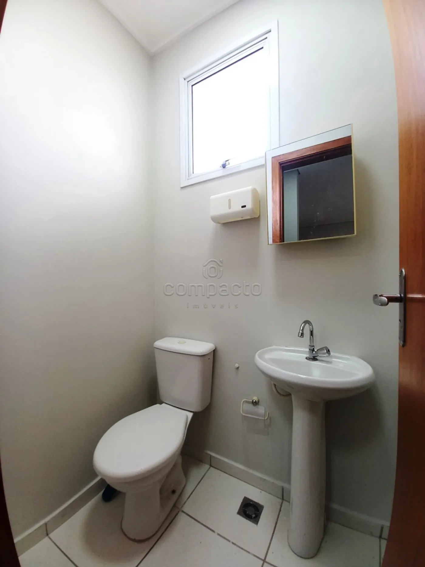 Alugar Comercial / SalaLoja Condom&iacute;nio em S&atilde;o Jos&eacute; do Rio Preto R$ 1.450,00 - Foto 7