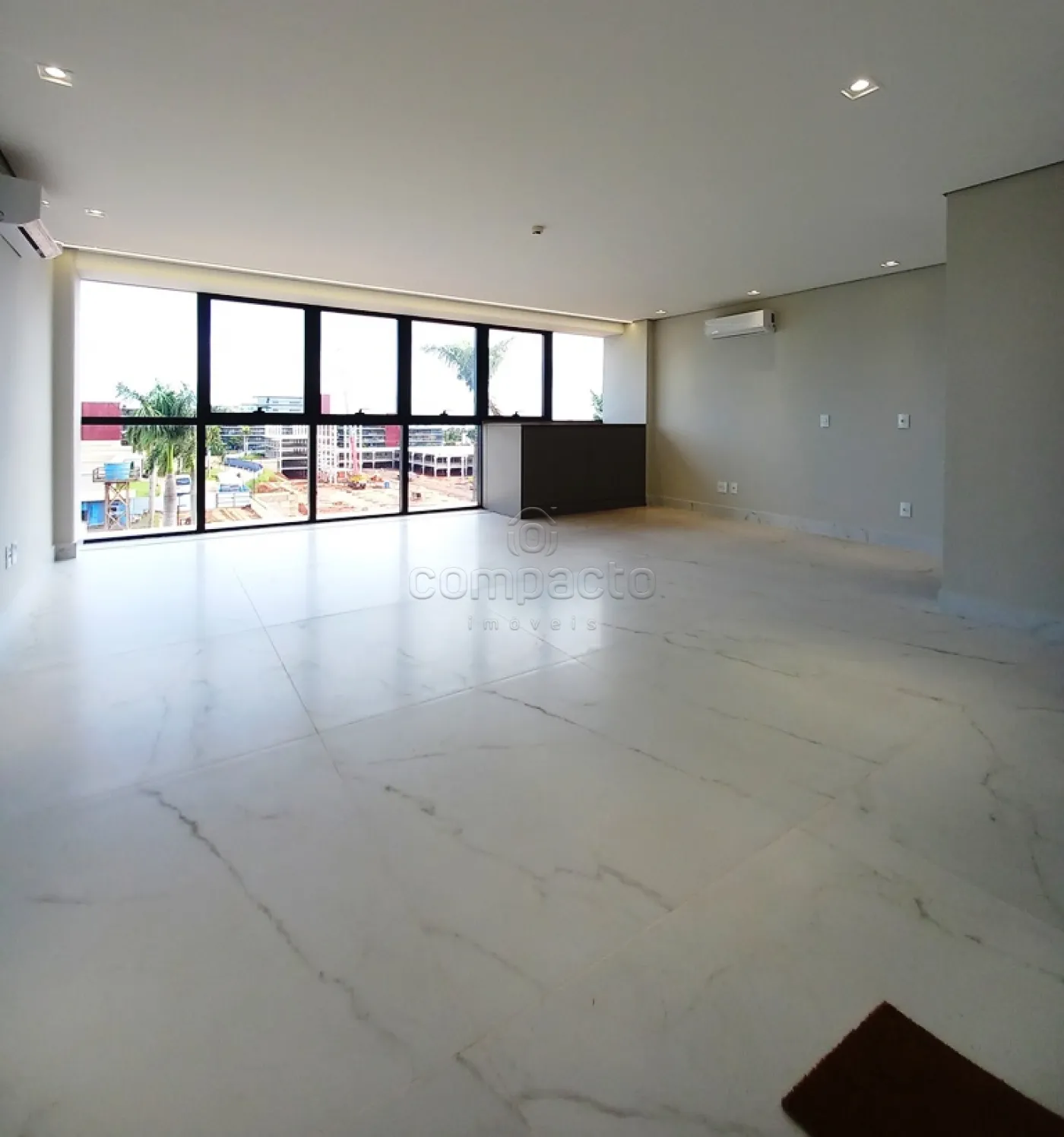 Alugar Comercial / SalaLoja Condom&iacute;nio em S&atilde;o Jos&eacute; do Rio Preto R$ 4.200,00 - Foto 1