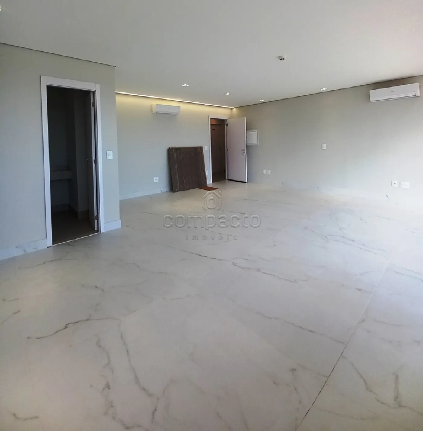 Alugar Comercial / SalaLoja Condom&iacute;nio em S&atilde;o Jos&eacute; do Rio Preto R$ 4.200,00 - Foto 5