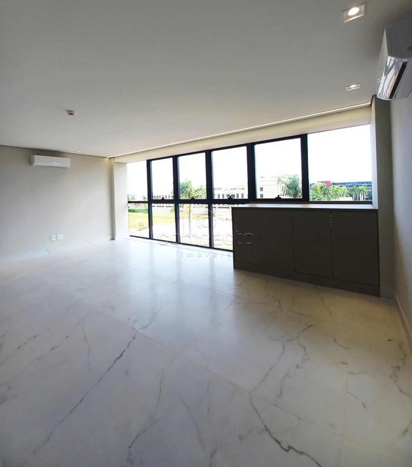 Alugar Comercial / SalaLoja Condom&iacute;nio em S&atilde;o Jos&eacute; do Rio Preto R$ 4.200,00 - Foto 7