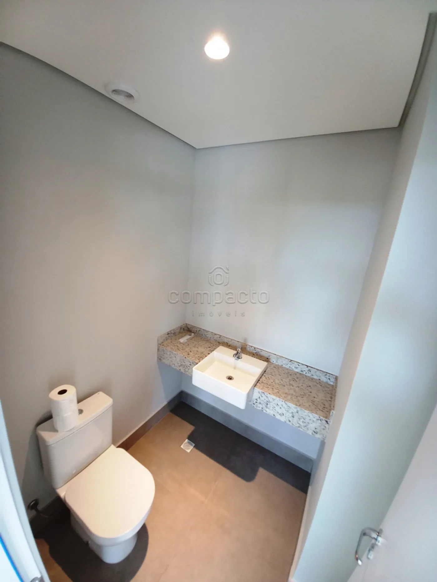 Alugar Comercial / SalaLoja Condom&iacute;nio em S&atilde;o Jos&eacute; do Rio Preto R$ 4.200,00 - Foto 9