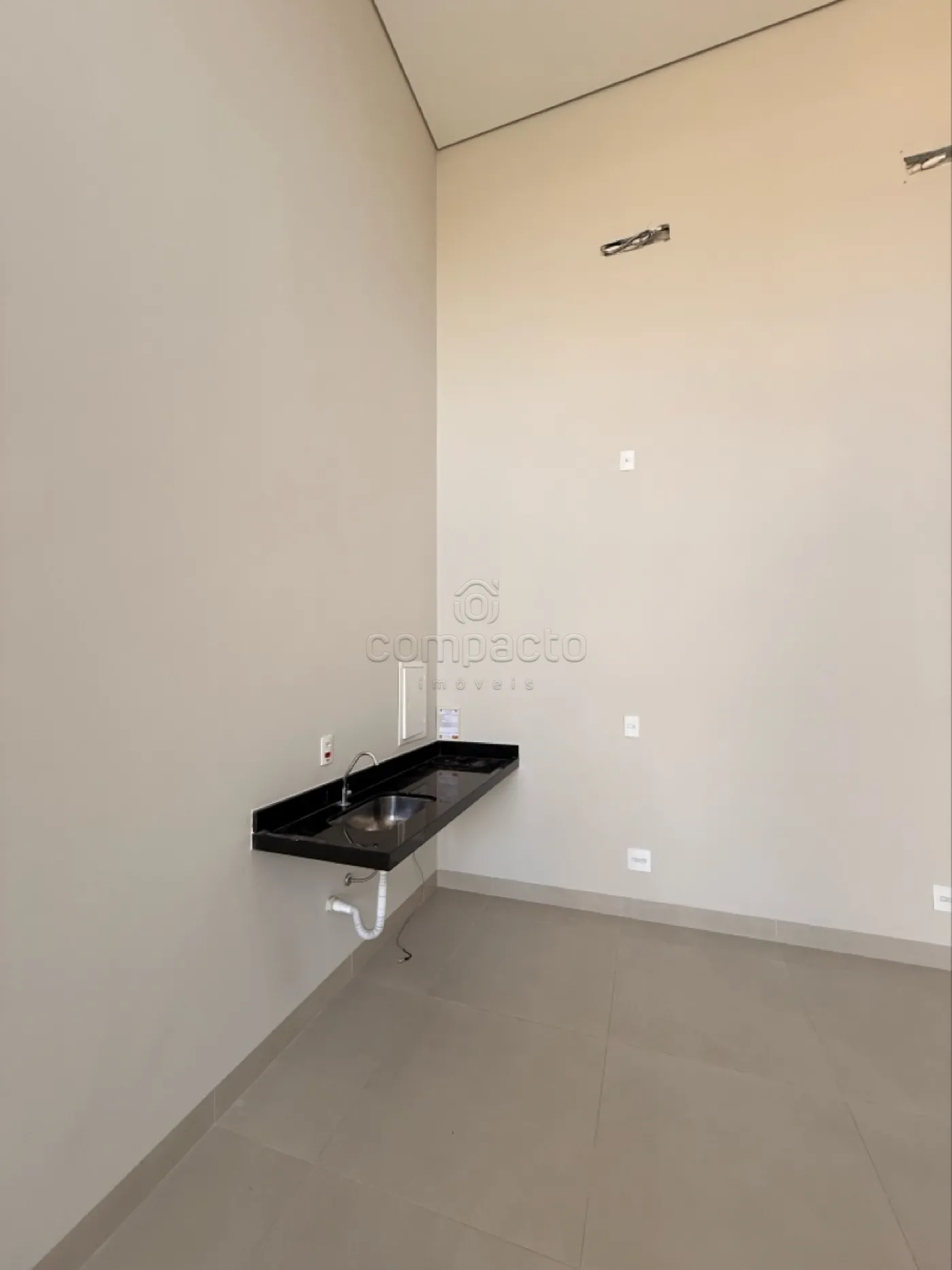 Alugar Comercial / Loja em S&atilde;o Jos&eacute; do Rio Preto R$ 3.000,00 - Foto 7