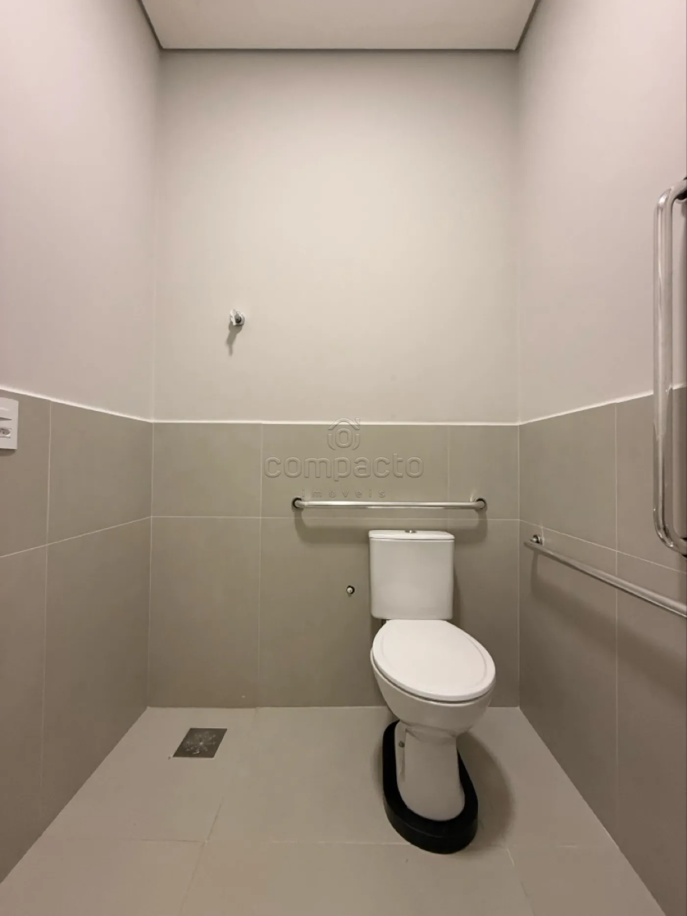 Alugar Comercial / Loja em S&atilde;o Jos&eacute; do Rio Preto R$ 3.000,00 - Foto 10