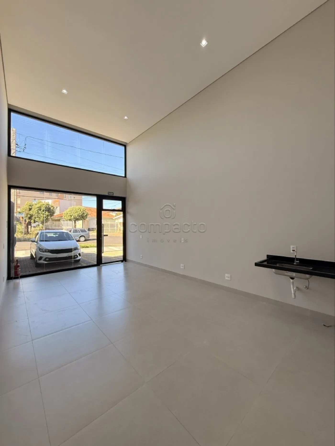 Alugar Comercial / Loja em S&atilde;o Jos&eacute; do Rio Preto R$ 3.000,00 - Foto 4