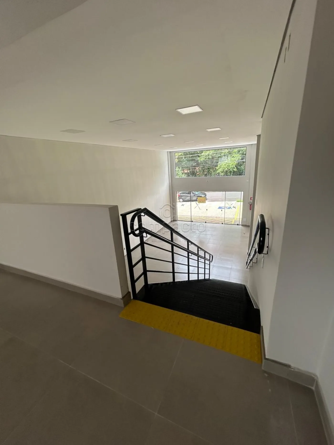 Alugar Comercial / Loja em S&atilde;o Jos&eacute; do Rio Preto R$ 7.000,00 - Foto 11