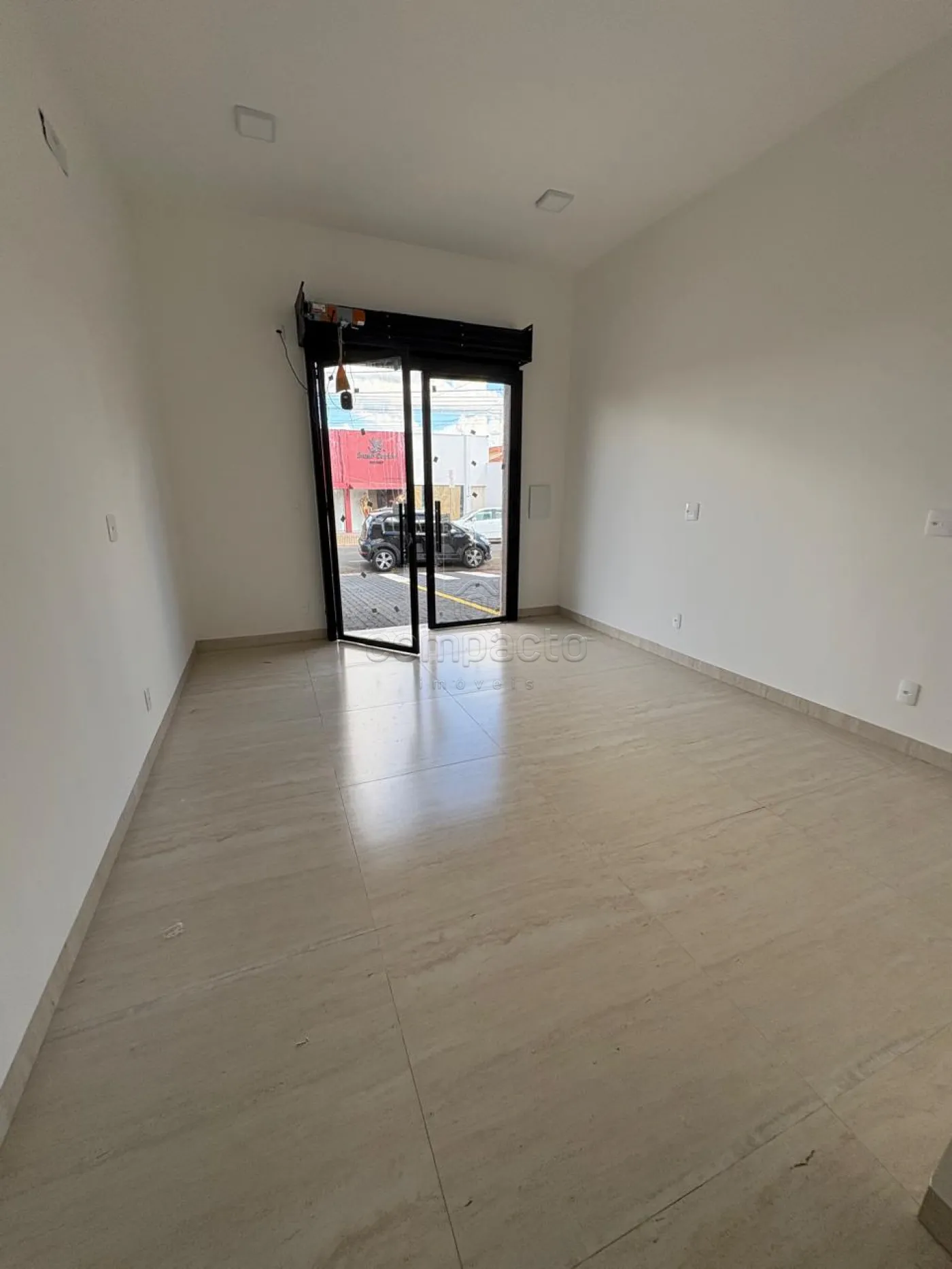 Alugar Comercial / SalaLoja Condom&iacute;nio em S&atilde;o Jos&eacute; do Rio Preto R$ 5.000,00 - Foto 5