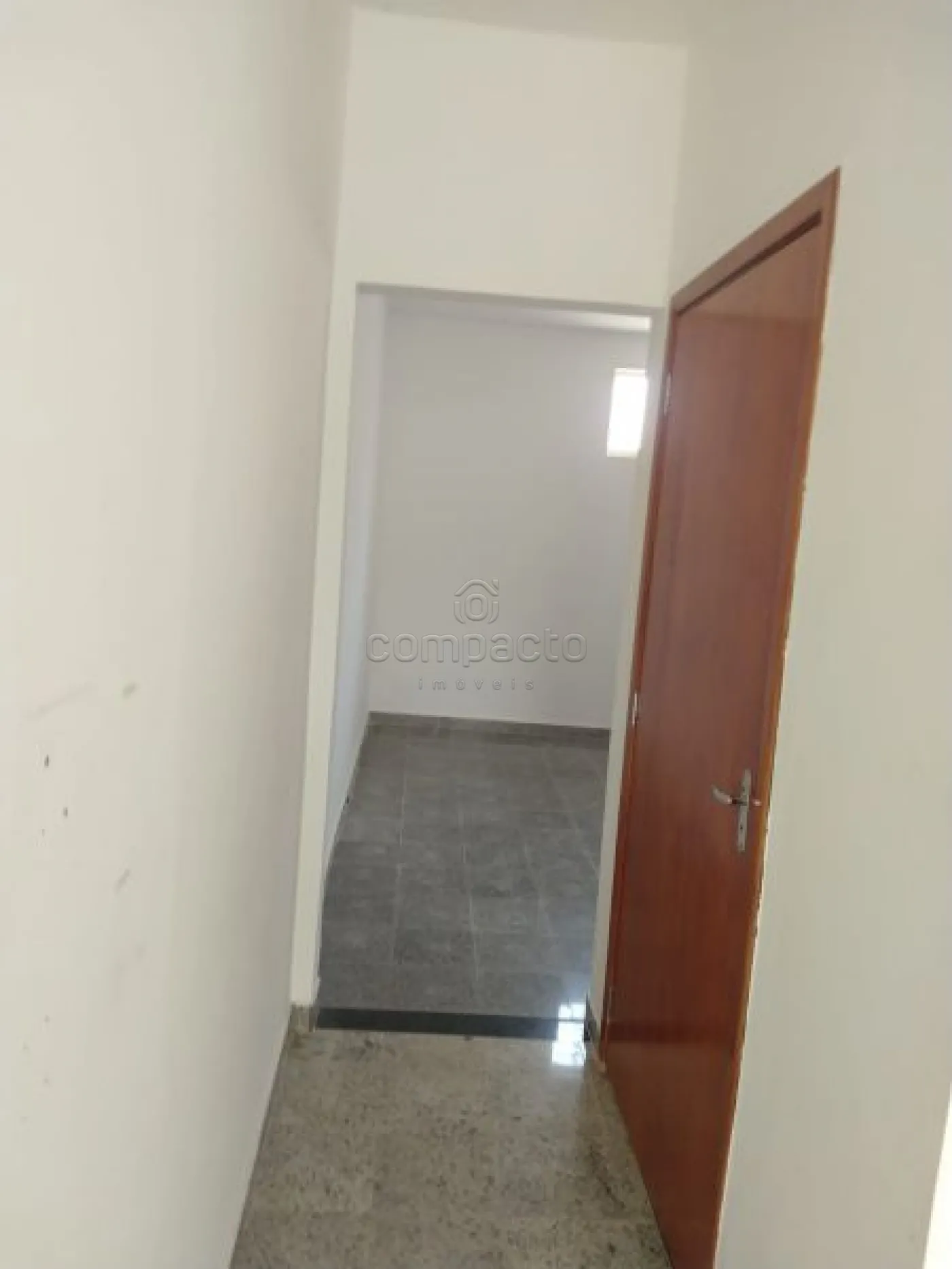 Alugar Comercial / Sal&atilde;o em S&atilde;o Jos&eacute; do Rio Preto R$ 2.200,00 - Foto 4