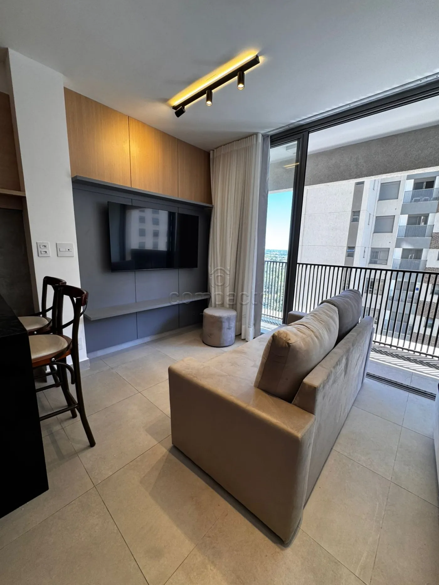 Alugar Apartamento / Studio em S&atilde;o Jos&eacute; do Rio Preto R$ 2.500,00 - Foto 4