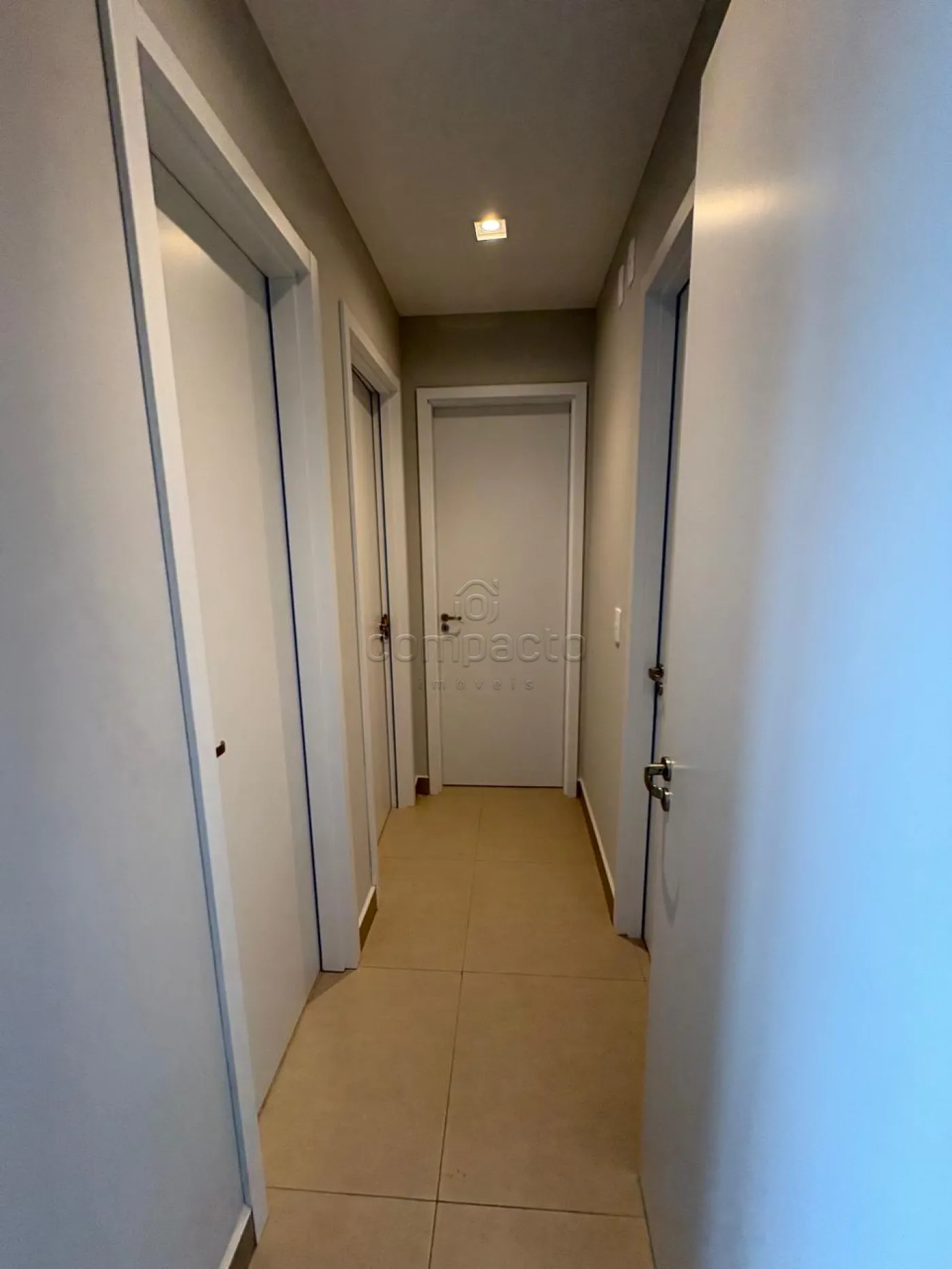 Alugar Apartamento / Padr&atilde;o em S&atilde;o Jos&eacute; do Rio Preto R$ 6.000,00 - Foto 6