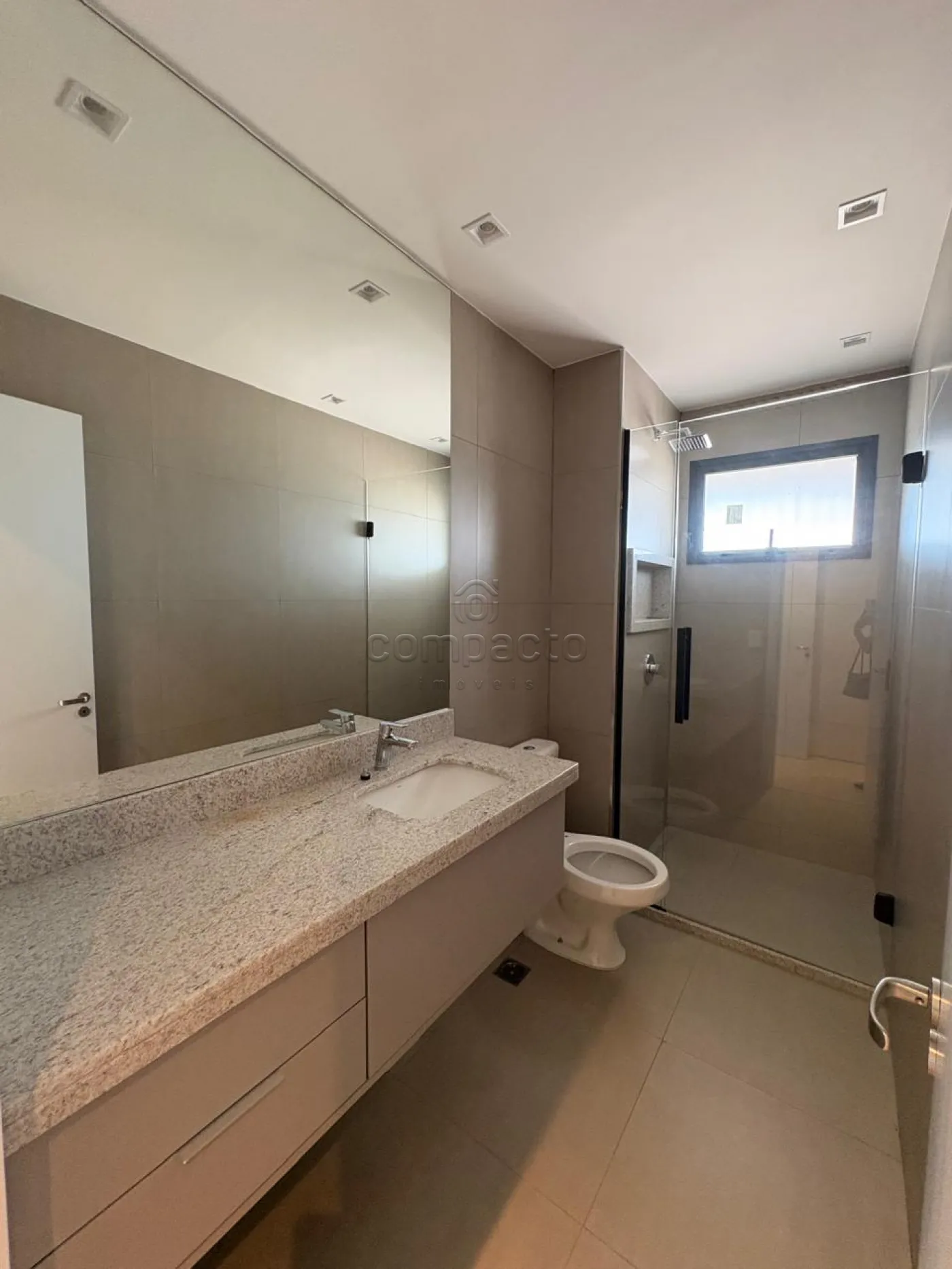 Alugar Apartamento / Padr&atilde;o em S&atilde;o Jos&eacute; do Rio Preto R$ 6.000,00 - Foto 7