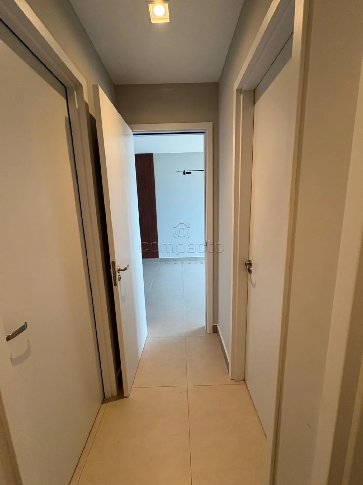 Alugar Apartamento / Padr&atilde;o em S&atilde;o Jos&eacute; do Rio Preto R$ 6.000,00 - Foto 21