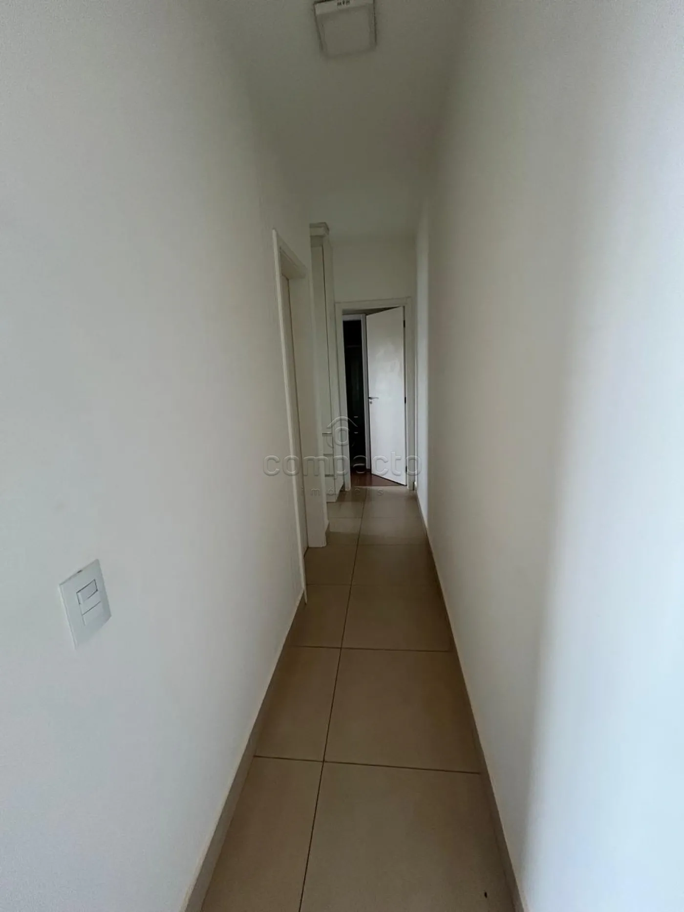 Alugar Apartamento / Padr&atilde;o em S&atilde;o Jos&eacute; do Rio Preto R$ 2.700,00 - Foto 11