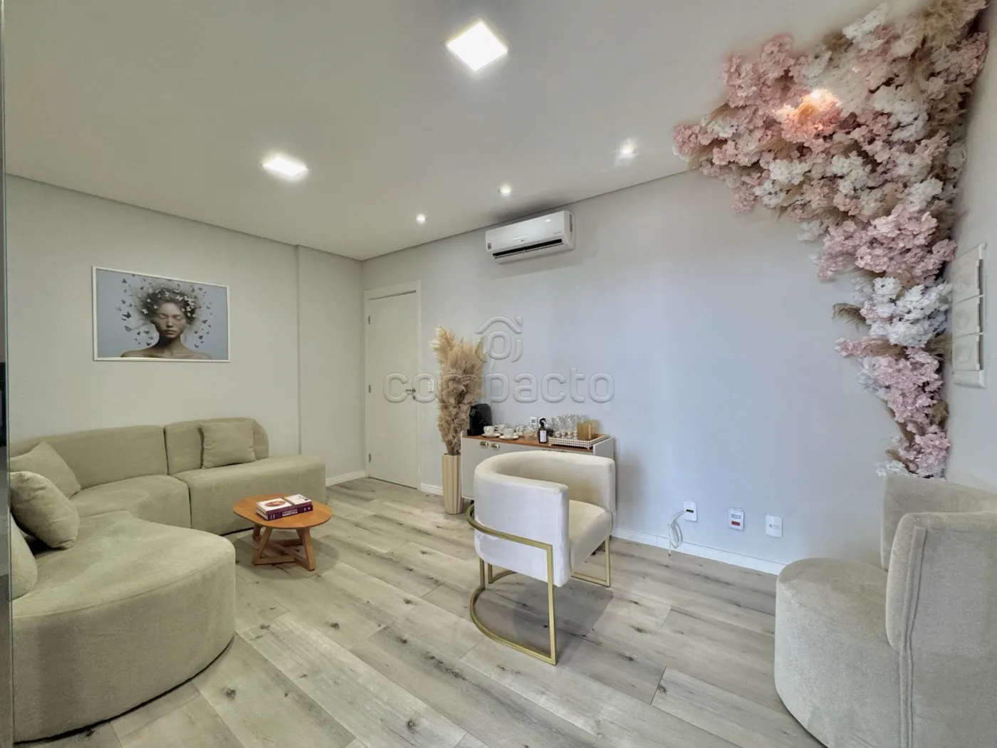 Alugar Comercial / SalaLoja Condom&iacute;nio em S&atilde;o Jos&eacute; do Rio Preto R$ 5.000,00 - Foto 3