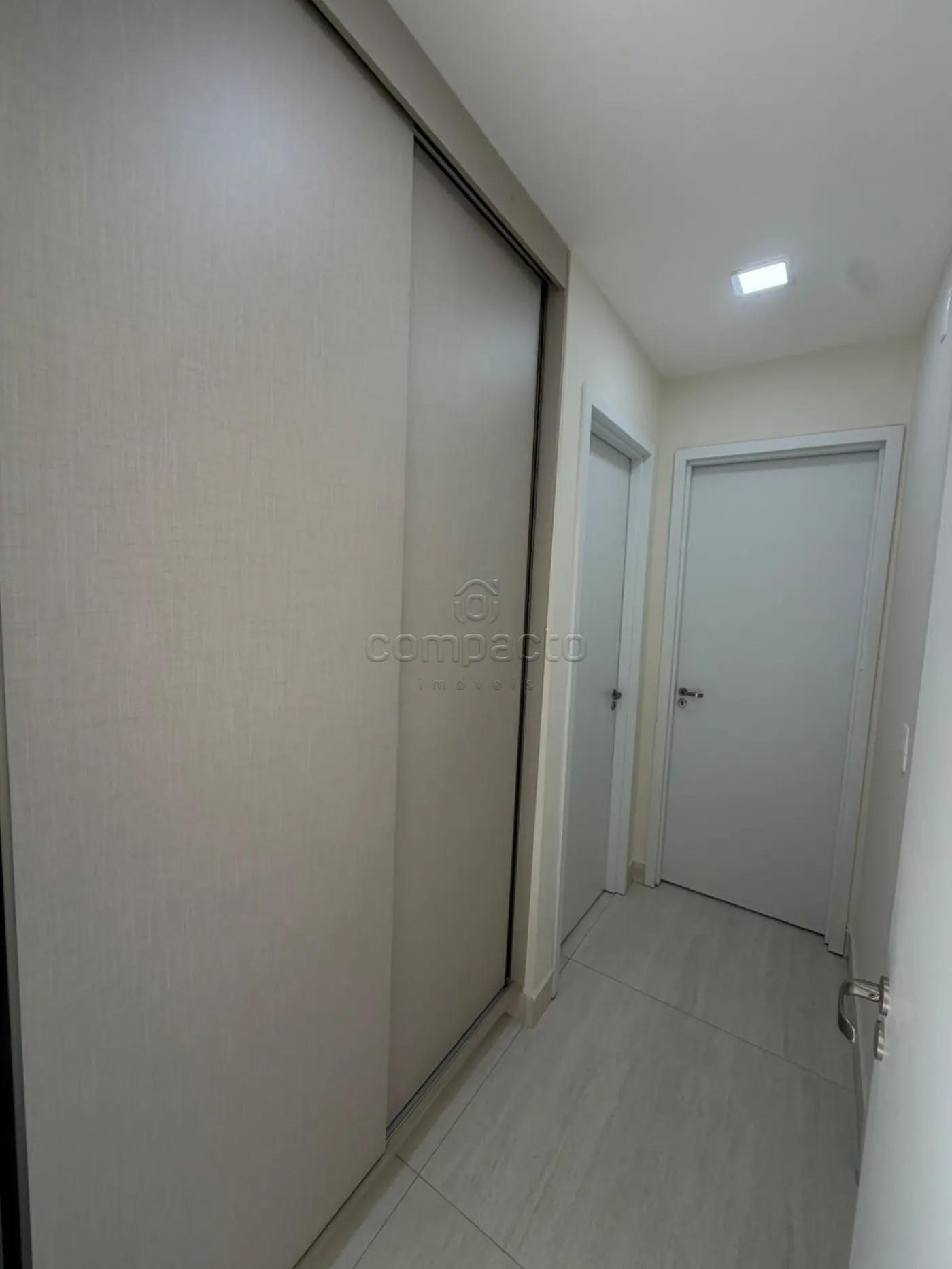 Alugar Apartamento / Padr&atilde;o em S&atilde;o Jos&eacute; do Rio Preto R$ 5.200,00 - Foto 9