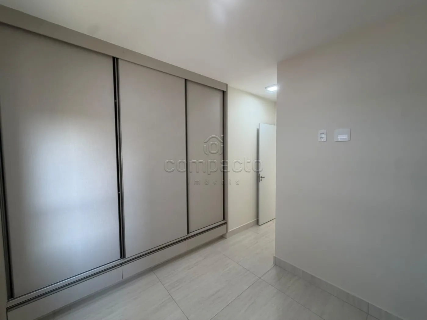 Alugar Apartamento / Padr&atilde;o em S&atilde;o Jos&eacute; do Rio Preto R$ 5.200,00 - Foto 16