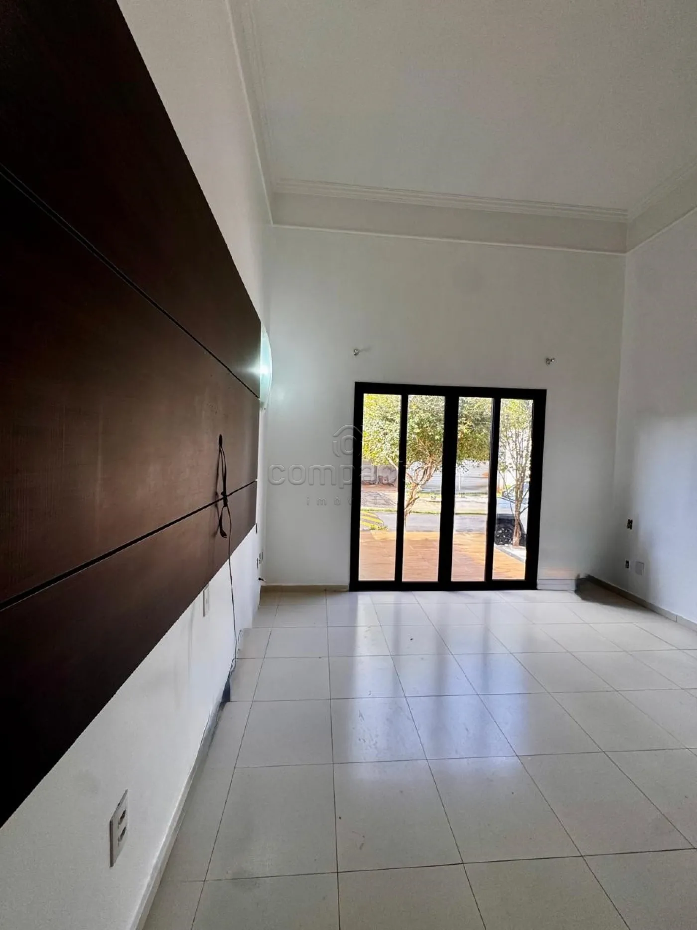 Alugar Casa / Condom&iacute;nio em S&atilde;o Jos&eacute; do Rio Preto R$ 8.500,00 - Foto 1