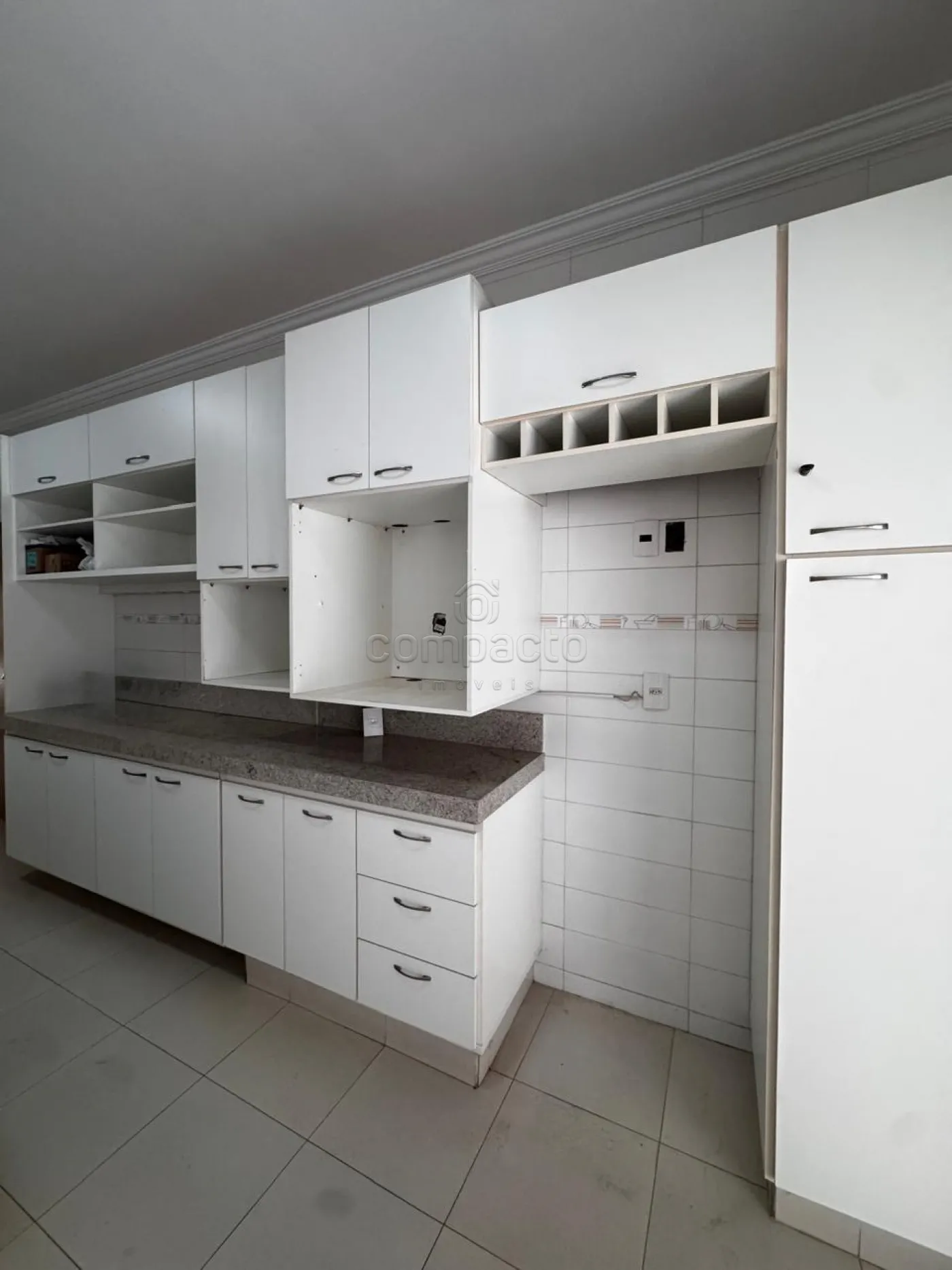 Alugar Casa / Condom&iacute;nio em S&atilde;o Jos&eacute; do Rio Preto R$ 8.500,00 - Foto 23