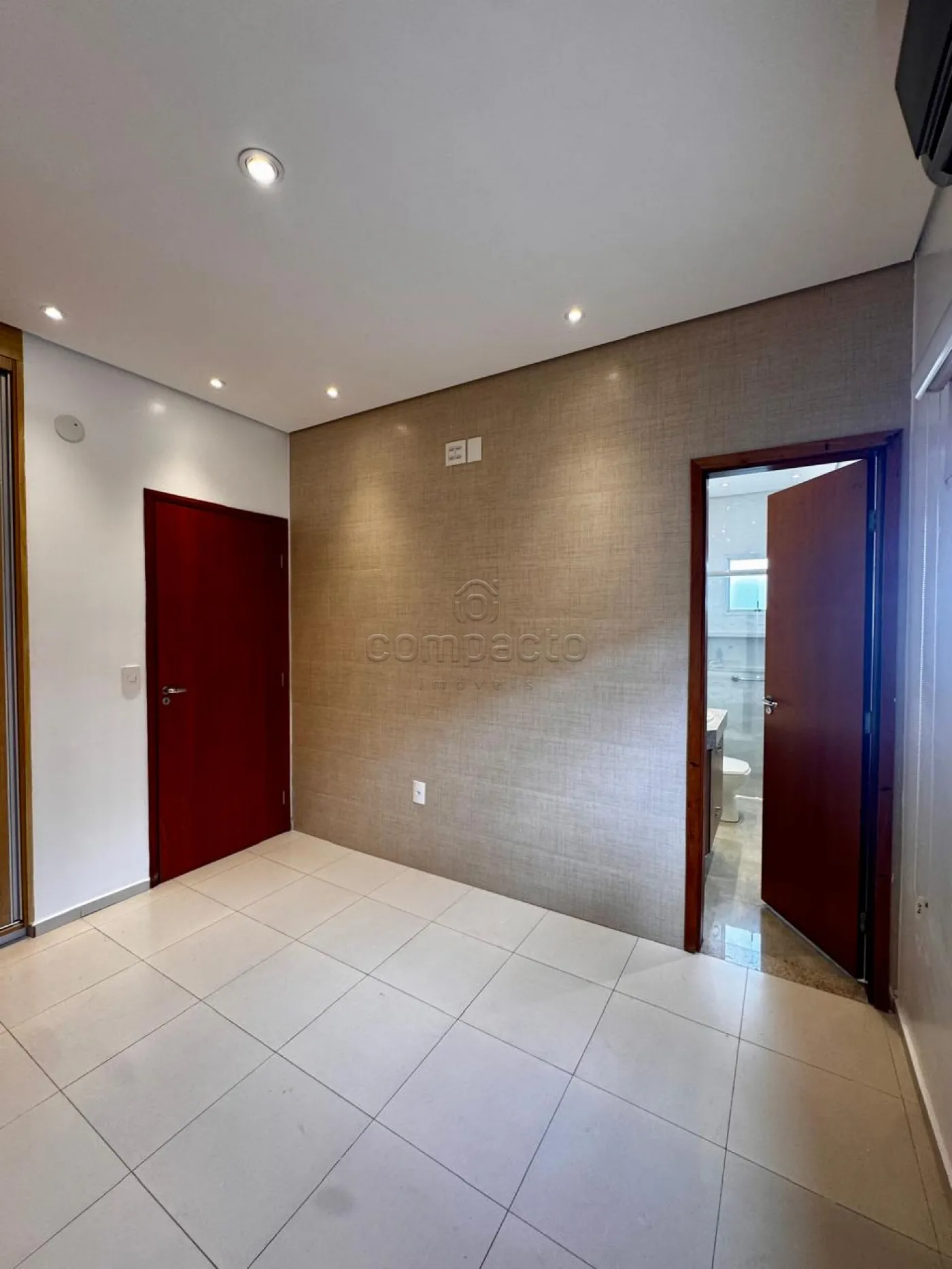 Alugar Casa / Condom&iacute;nio em S&atilde;o Jos&eacute; do Rio Preto R$ 8.500,00 - Foto 18