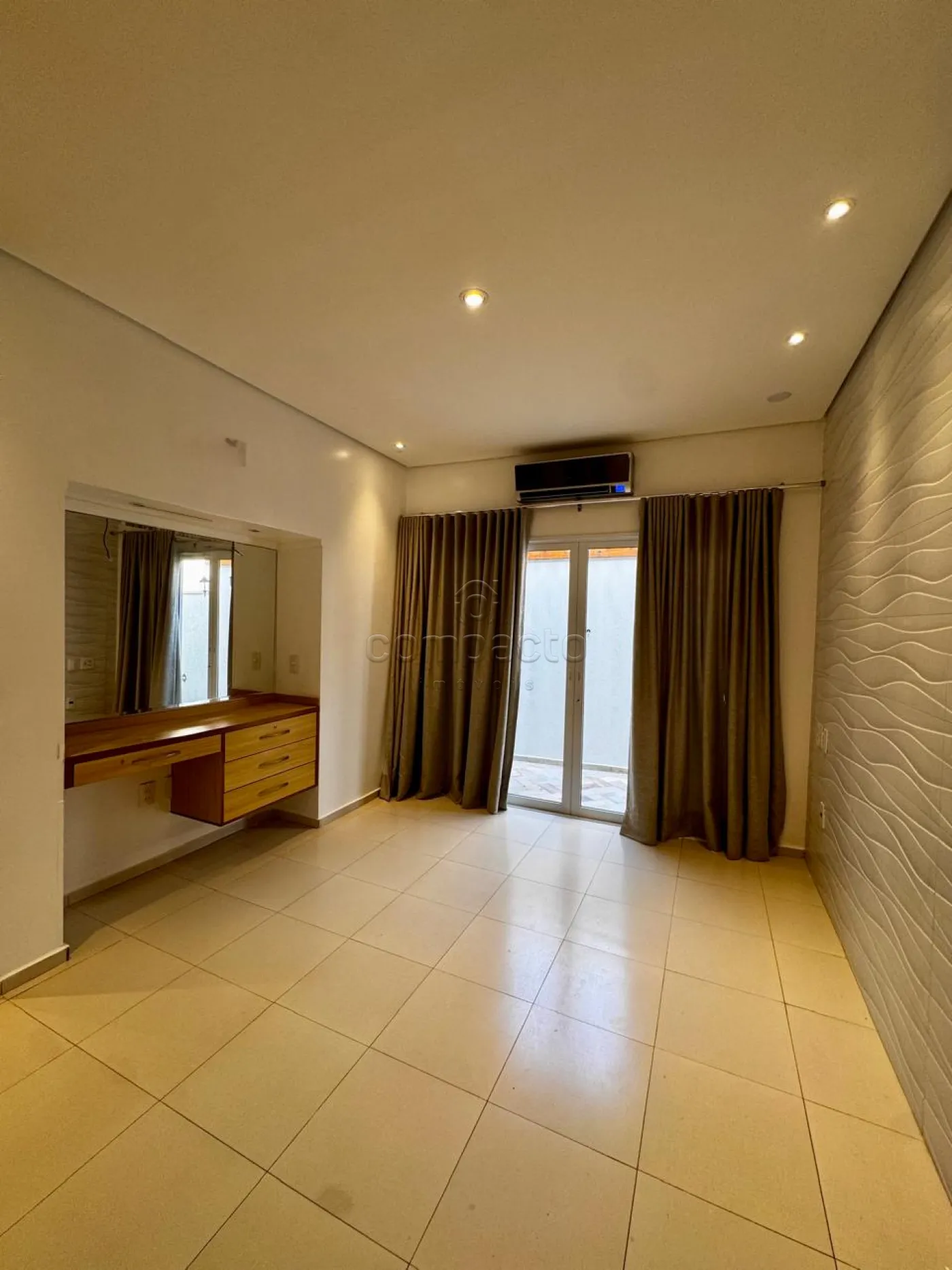 Alugar Casa / Condom&iacute;nio em S&atilde;o Jos&eacute; do Rio Preto R$ 8.500,00 - Foto 27