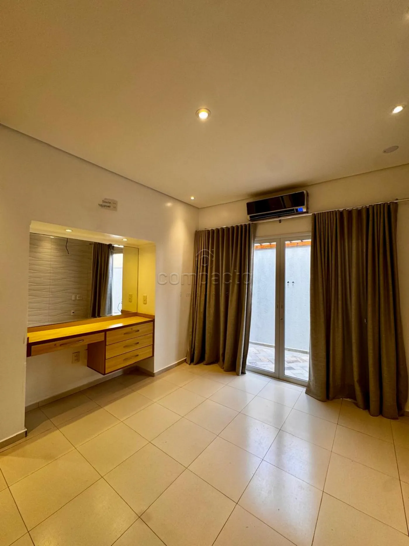 Alugar Casa / Condom&iacute;nio em S&atilde;o Jos&eacute; do Rio Preto R$ 8.500,00 - Foto 29