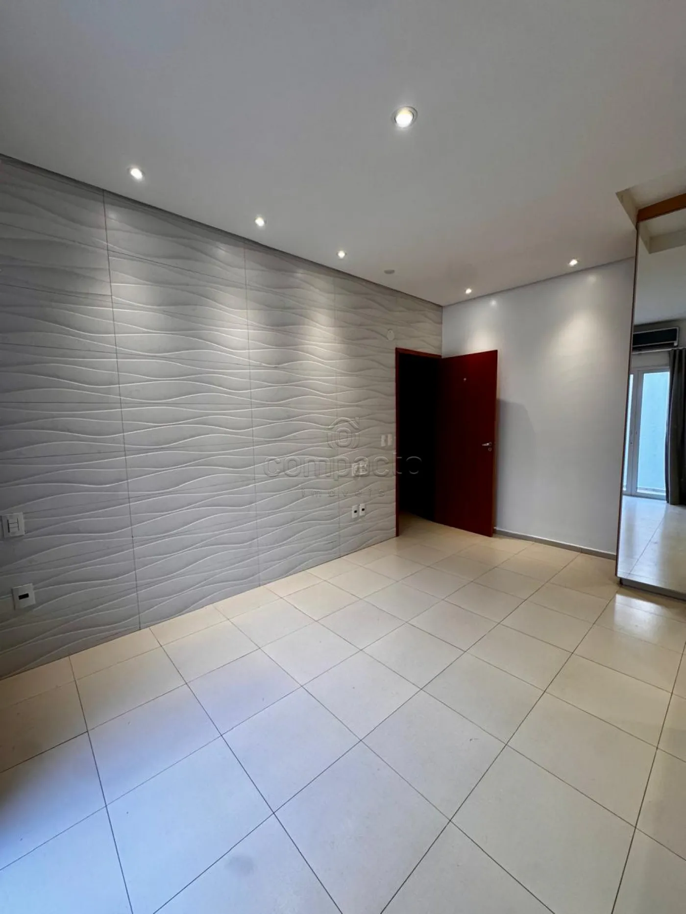 Alugar Casa / Condom&iacute;nio em S&atilde;o Jos&eacute; do Rio Preto R$ 8.500,00 - Foto 31