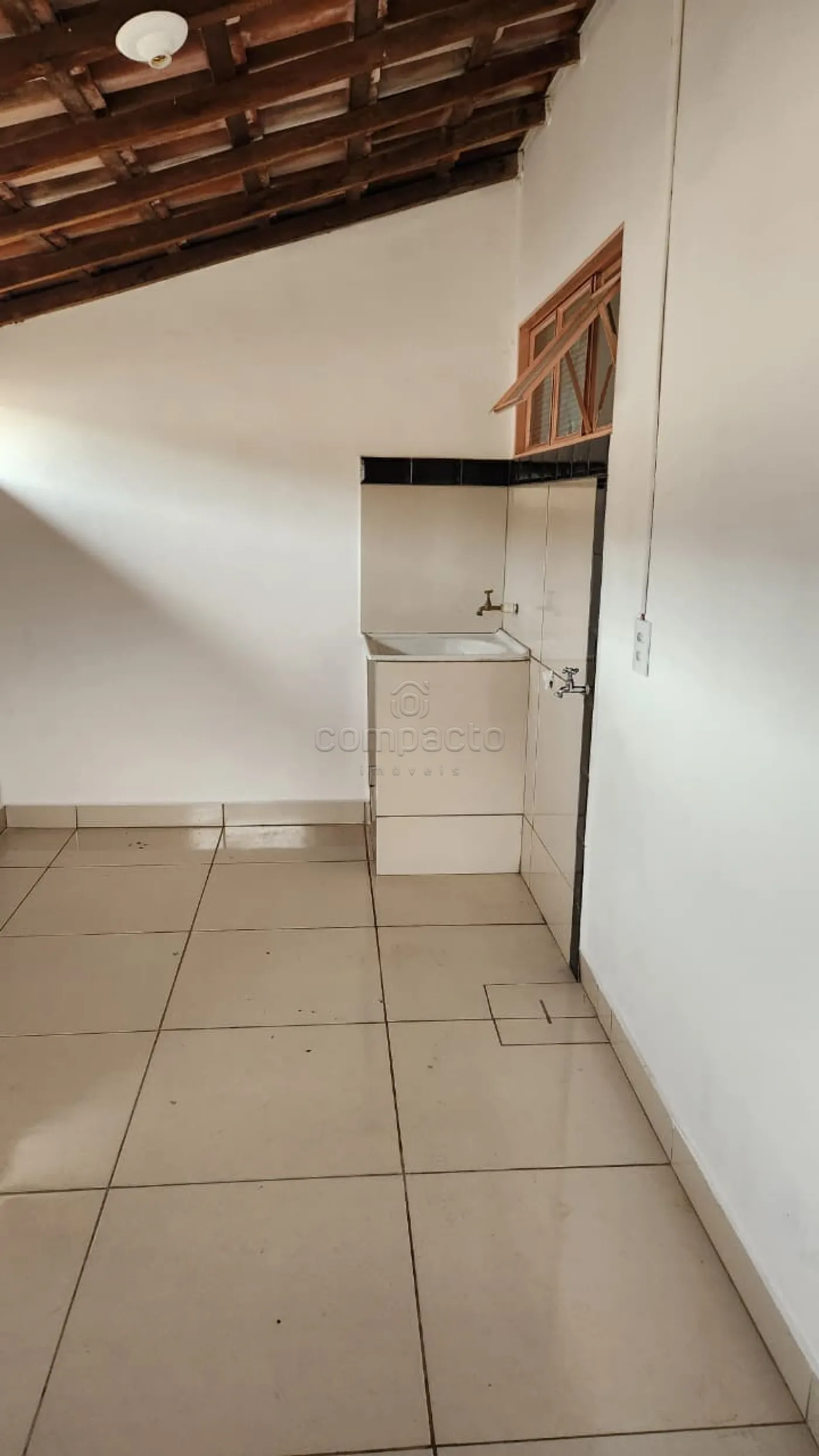 Alugar Casa / Padr&atilde;o em S&atilde;o Jos&eacute; do Rio Preto R$ 1.900,00 - Foto 7