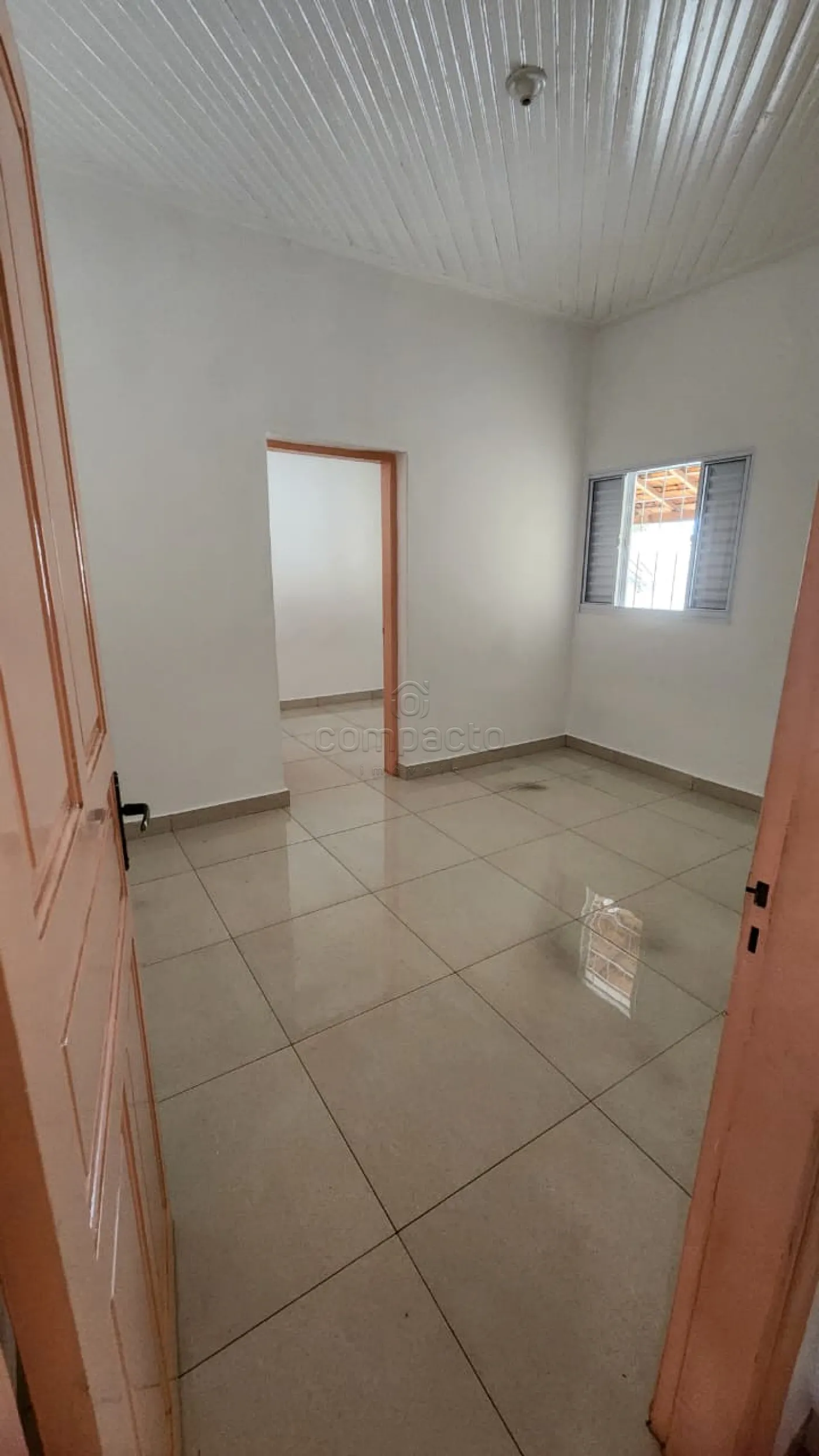 Alugar Casa / Padr&atilde;o em S&atilde;o Jos&eacute; do Rio Preto R$ 1.900,00 - Foto 9