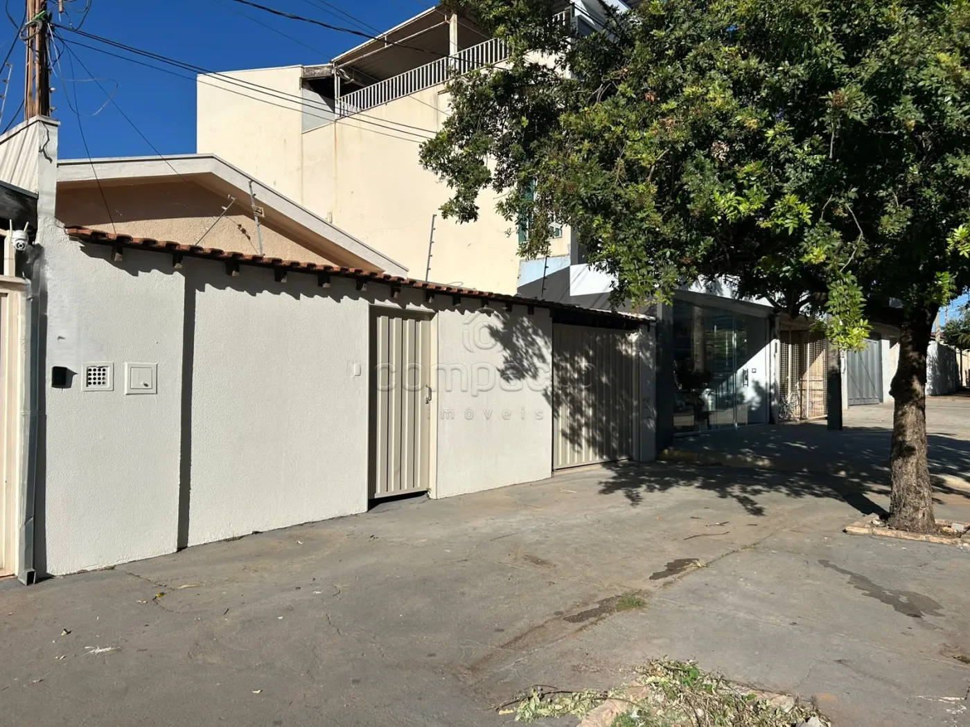 Casa | 3 Quartos | 1 Suíte