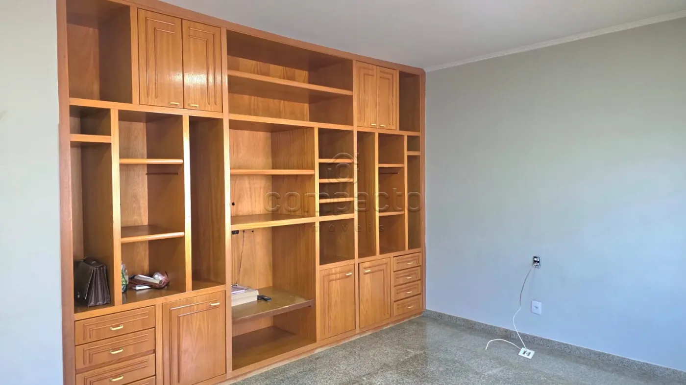 Comprar Casa / Padr&atilde;o em S&atilde;o Jos&eacute; do Rio Preto R$ 980.000,00 - Foto 3
