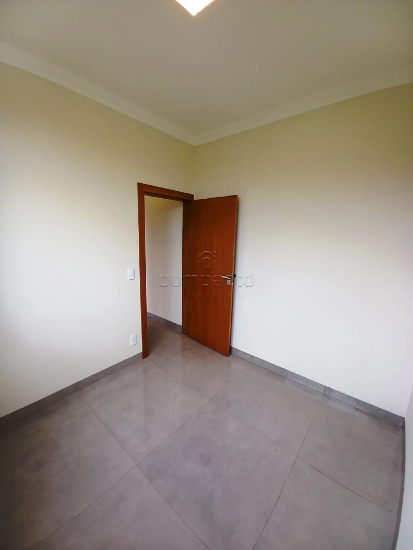 Alugar Casa / Condom&iacute;nio em S&atilde;o Jos&eacute; do Rio Preto R$ 8.000,00 - Foto 8