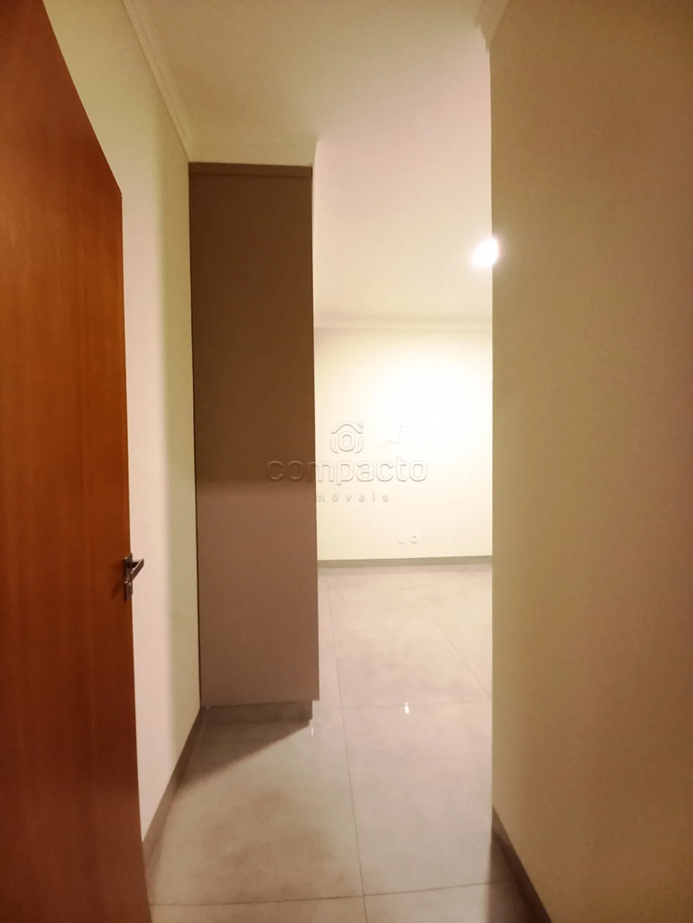 Alugar Casa / Condom&iacute;nio em S&atilde;o Jos&eacute; do Rio Preto R$ 8.000,00 - Foto 21