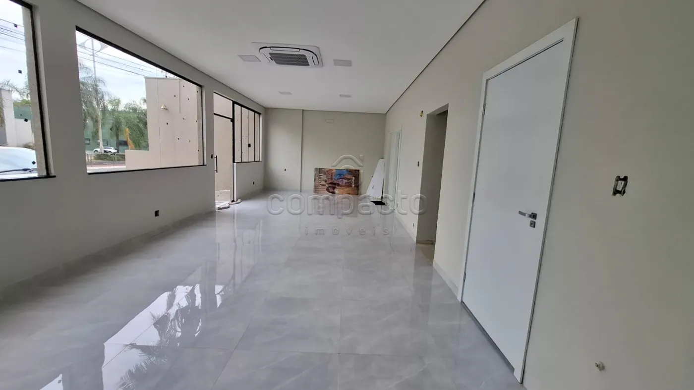 Casa Comercial para Locação | 3 Vagas | Avenida de Grande Fluxo