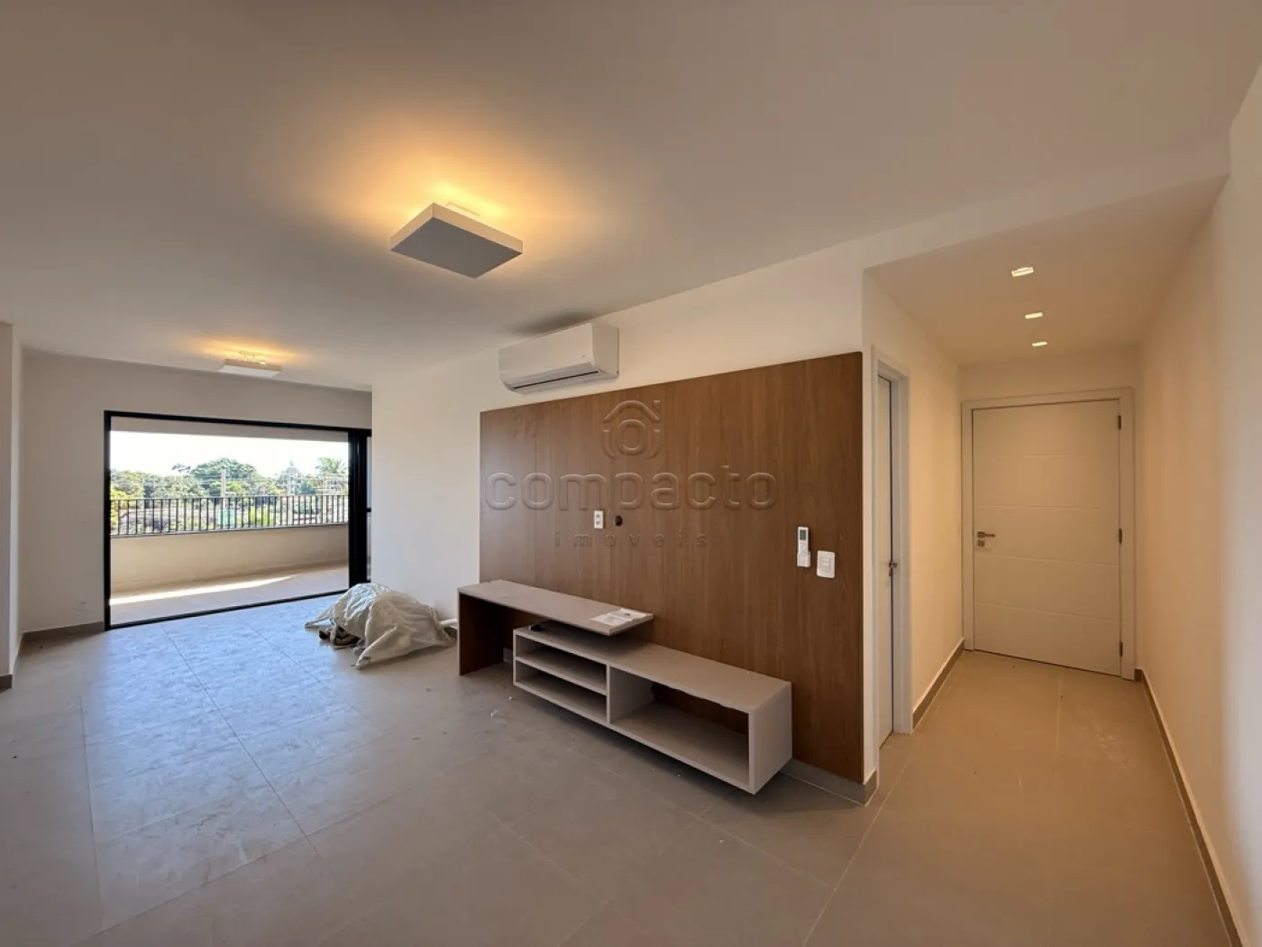 Alugar Apartamento / Padr&atilde;o em S&atilde;o Jos&eacute; do Rio Preto R$ 6.200,00 - Foto 2
