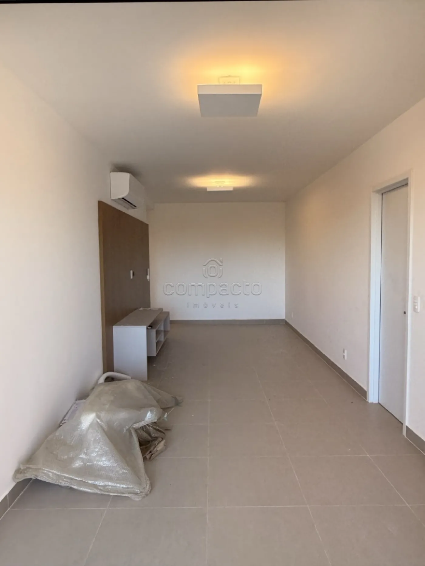 Alugar Apartamento / Padr&atilde;o em S&atilde;o Jos&eacute; do Rio Preto R$ 6.200,00 - Foto 4