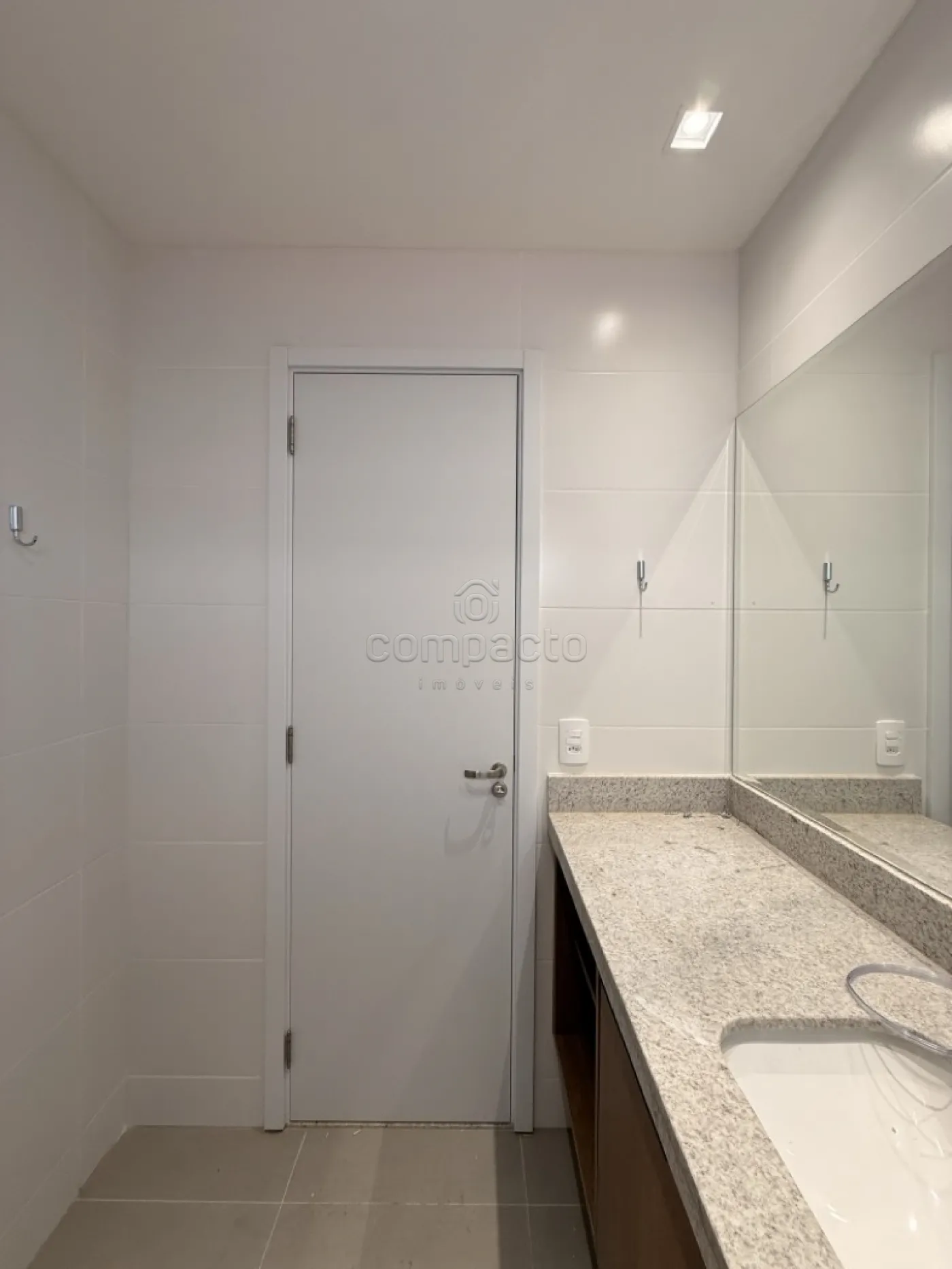 Alugar Apartamento / Padr&atilde;o em S&atilde;o Jos&eacute; do Rio Preto R$ 6.200,00 - Foto 24