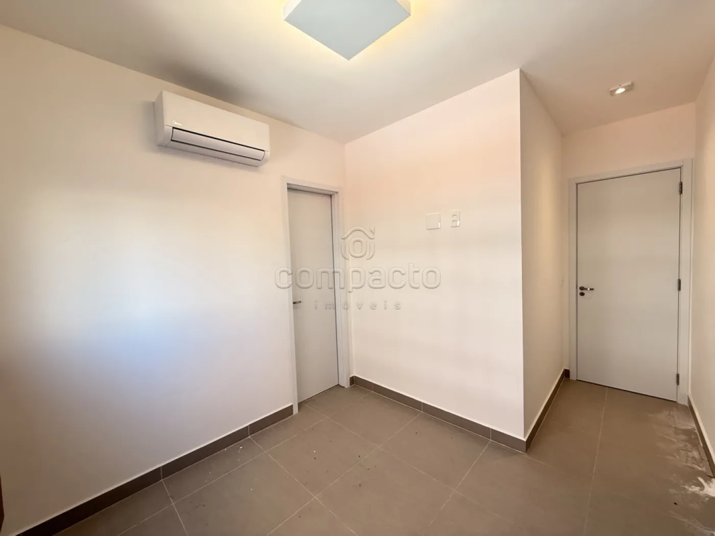 Alugar Apartamento / Padr&atilde;o em S&atilde;o Jos&eacute; do Rio Preto R$ 6.200,00 - Foto 29