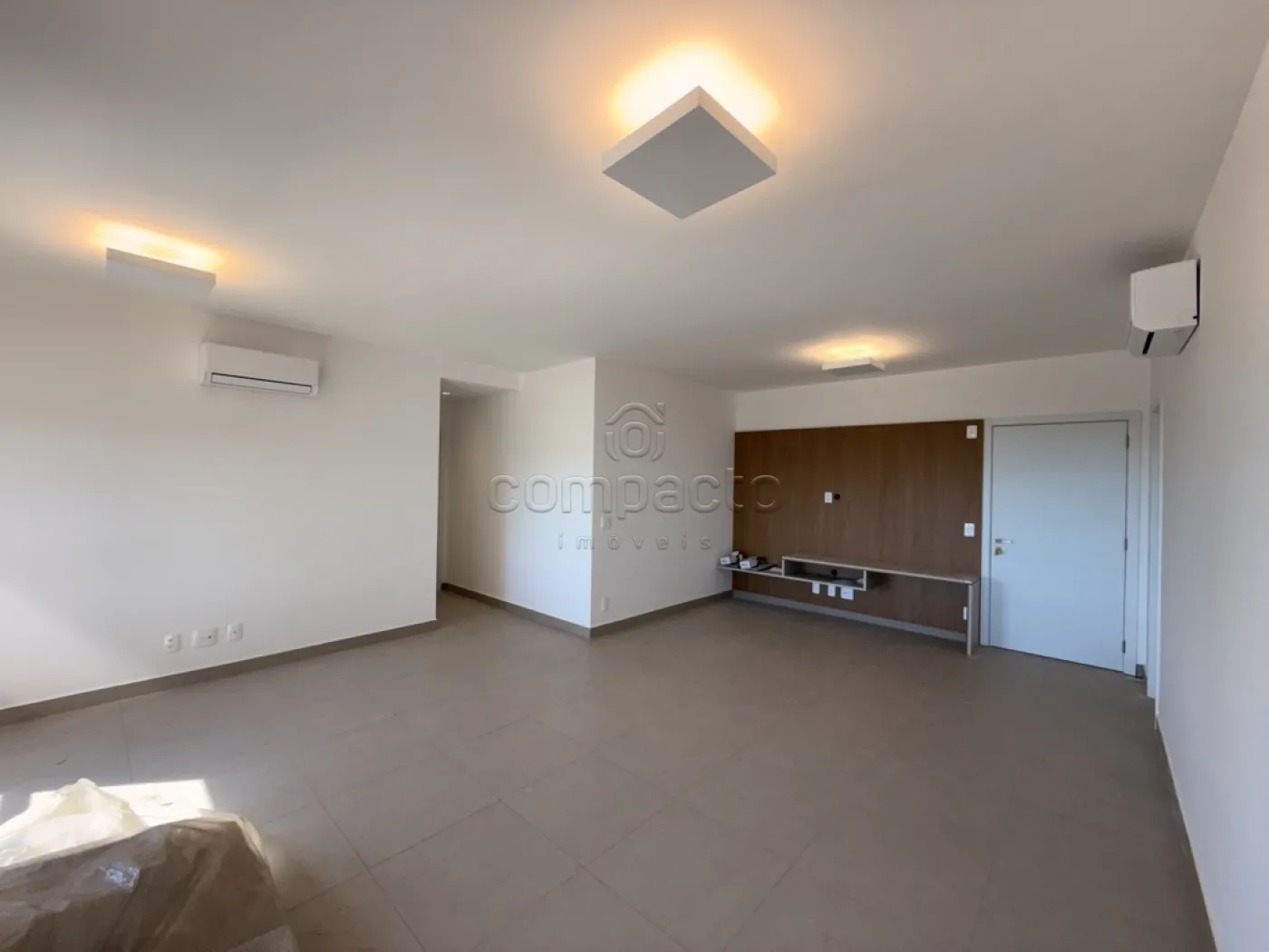 Alugar Apartamento / Padr&atilde;o em S&atilde;o Jos&eacute; do Rio Preto R$ 5.200,00 - Foto 3