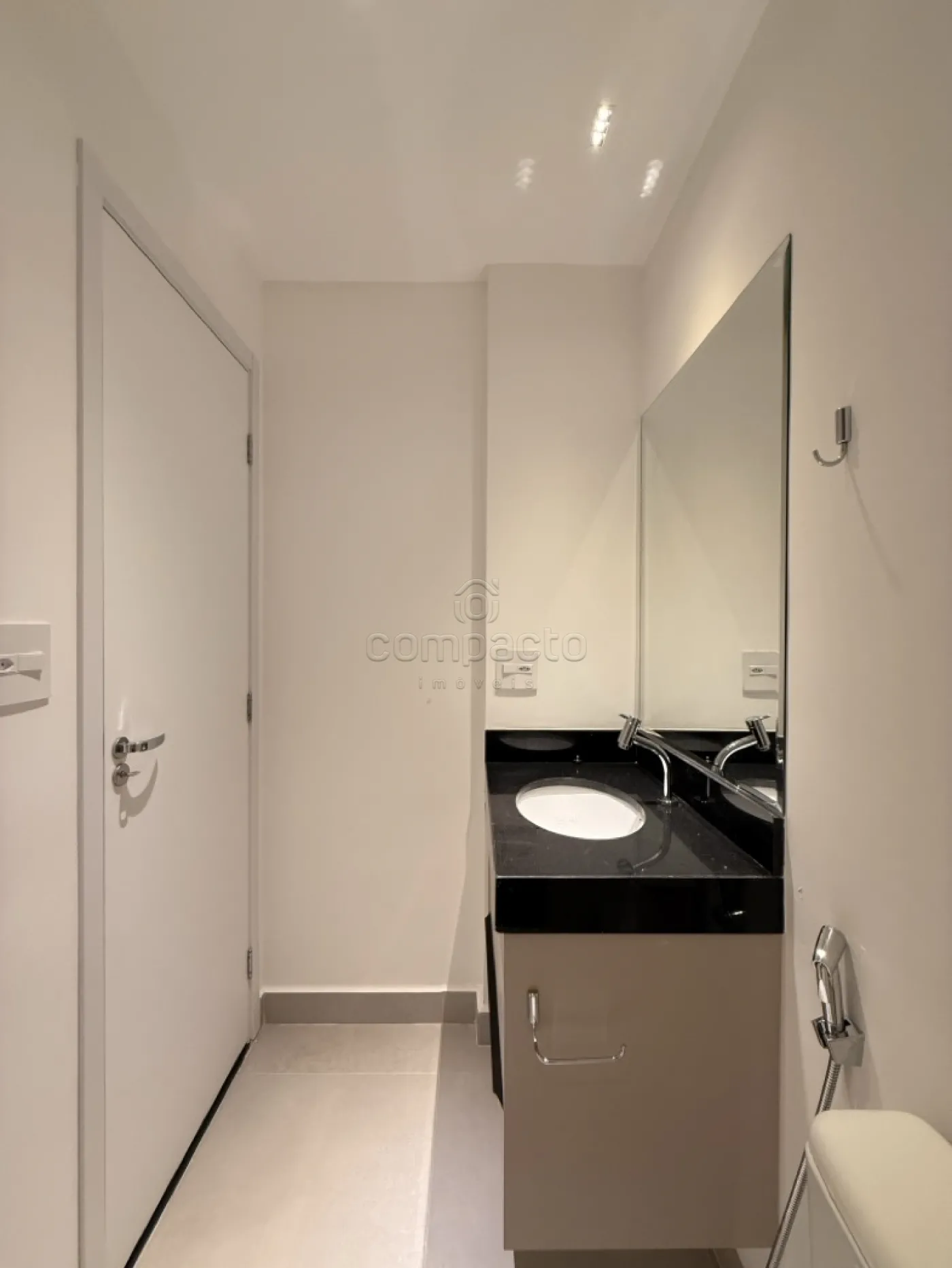 Alugar Apartamento / Studio em S&atilde;o Jos&eacute; do Rio Preto R$ 2.500,00 - Foto 5