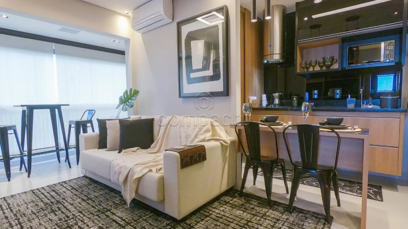 Studio Mobiliado | Andar Alto | Face Sombra | Excelente Oportunidade para Investimento