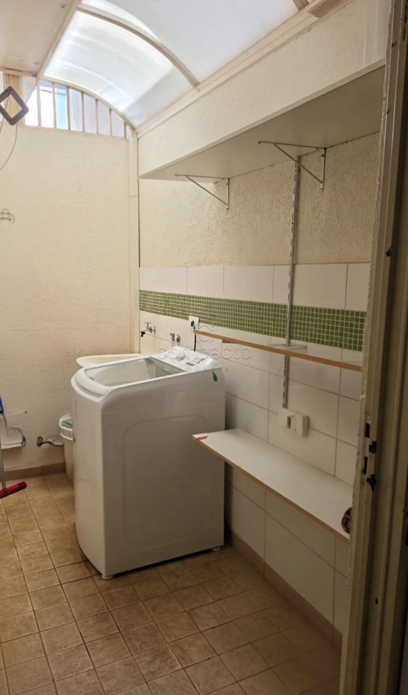 Alugar Casa / Padr&atilde;o em S&atilde;o Jos&eacute; do Rio Preto R$ 4.700,00 - Foto 24